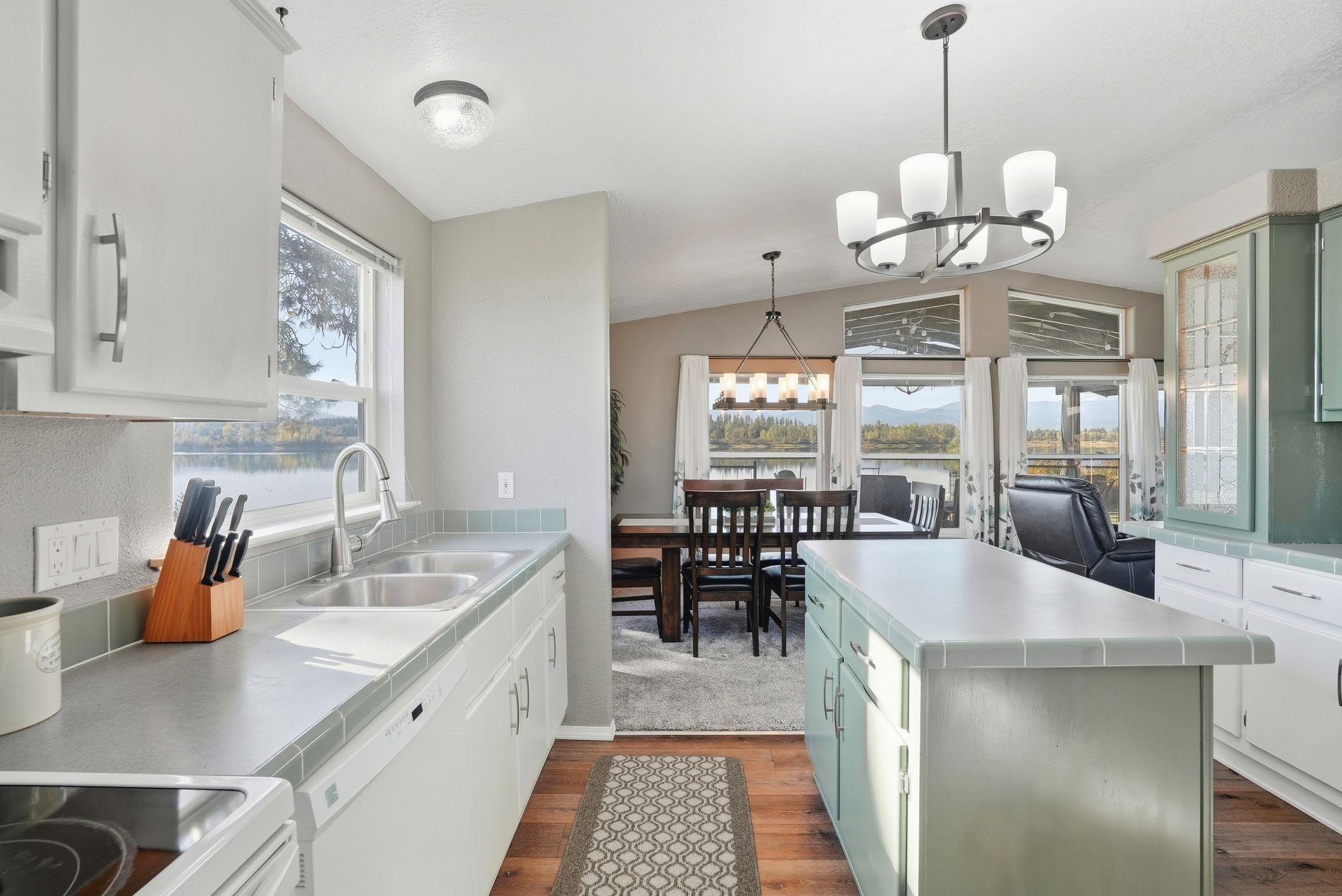 1481 Lenora Dr - Photo 15