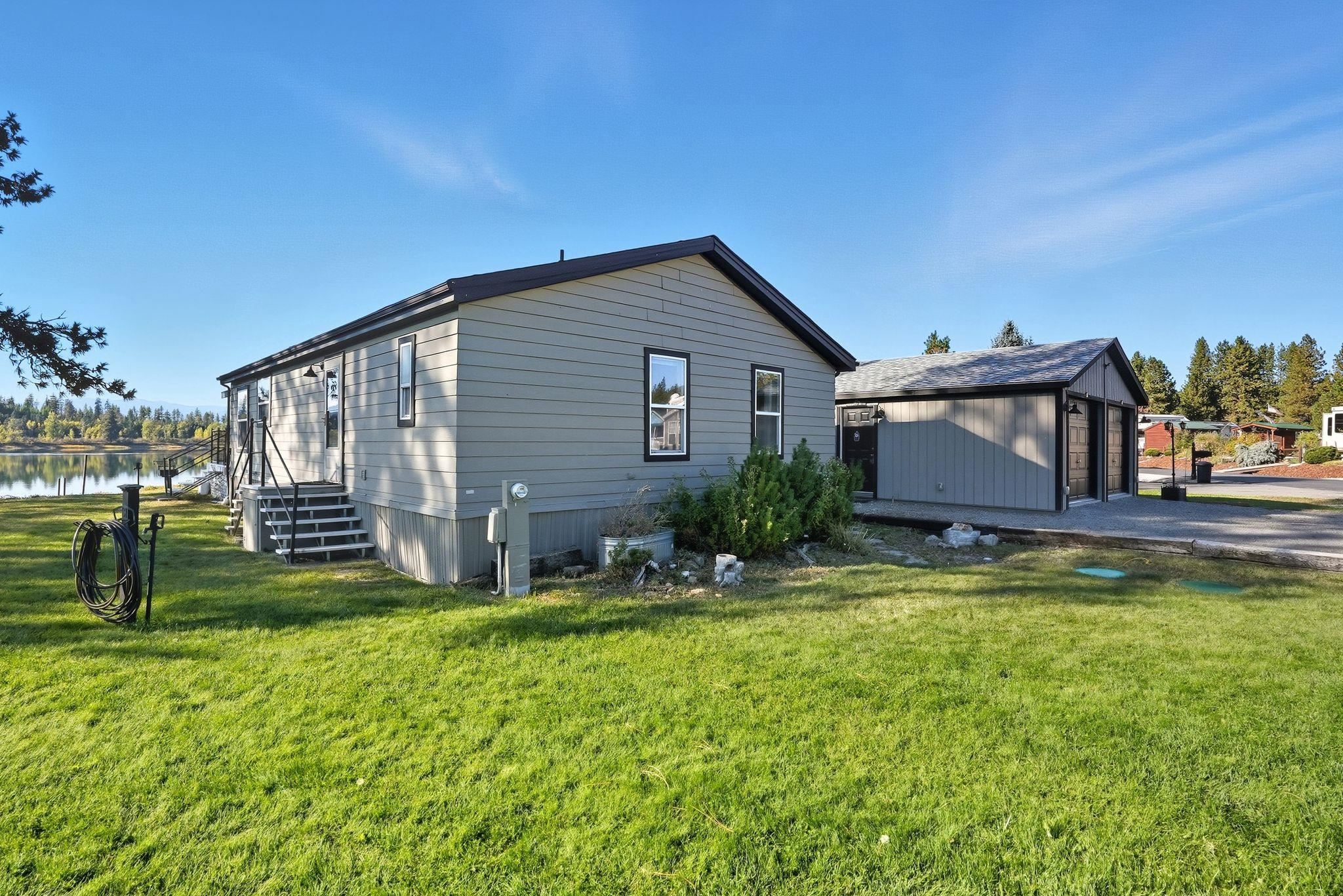 1481 Lenora Dr - Photo 5