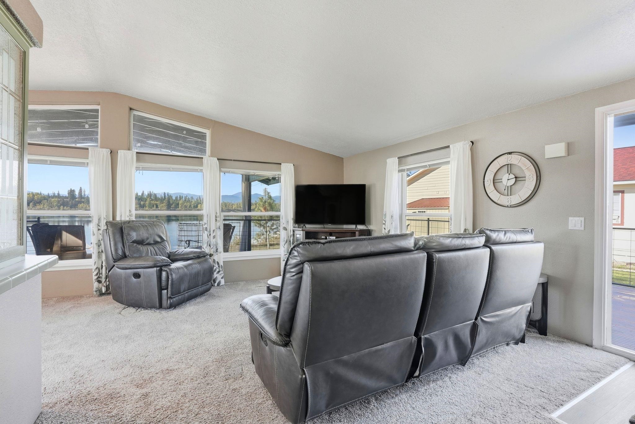 1481 Lenora Dr - Photo 7