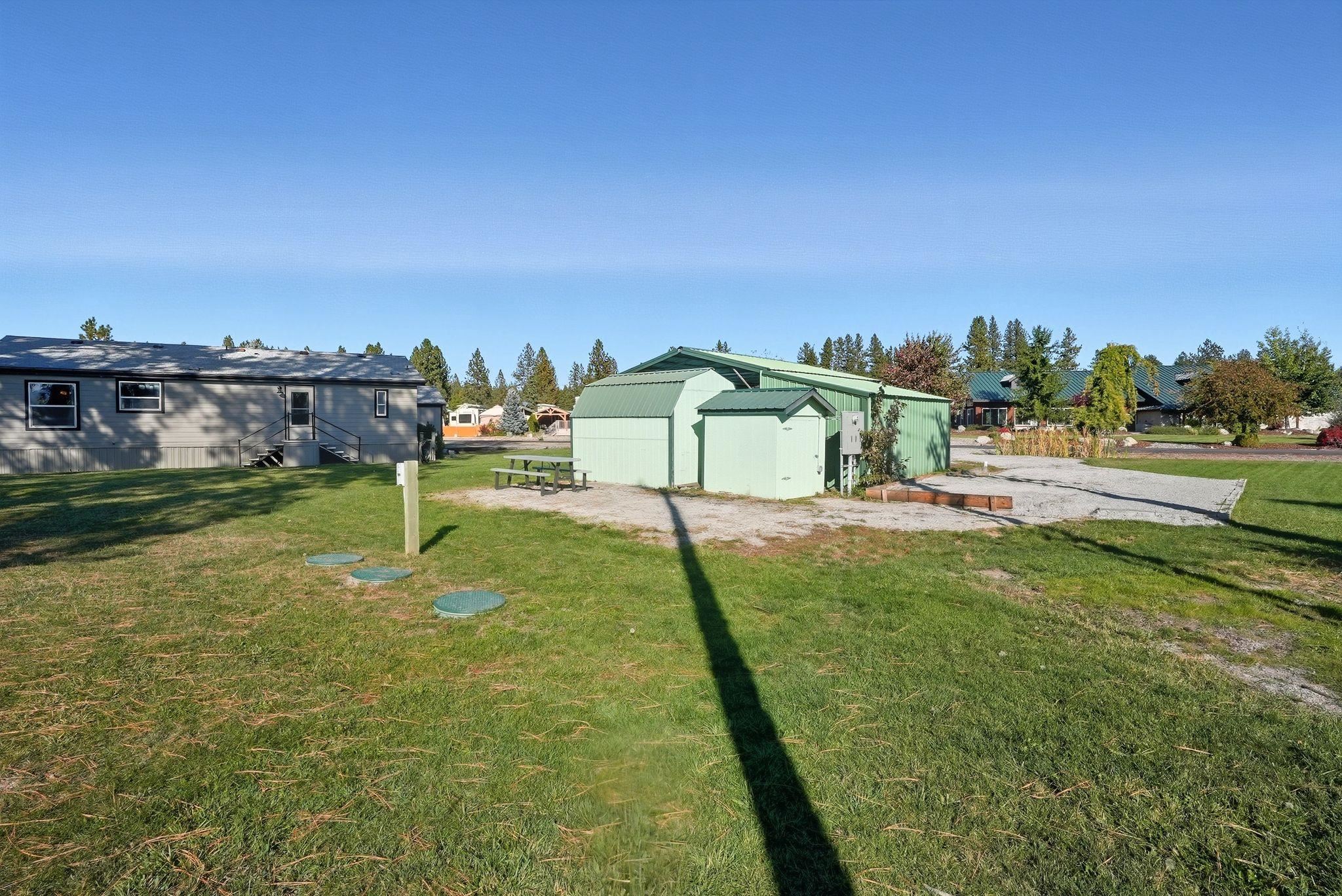 1475 Lenora Dr - Photo 5