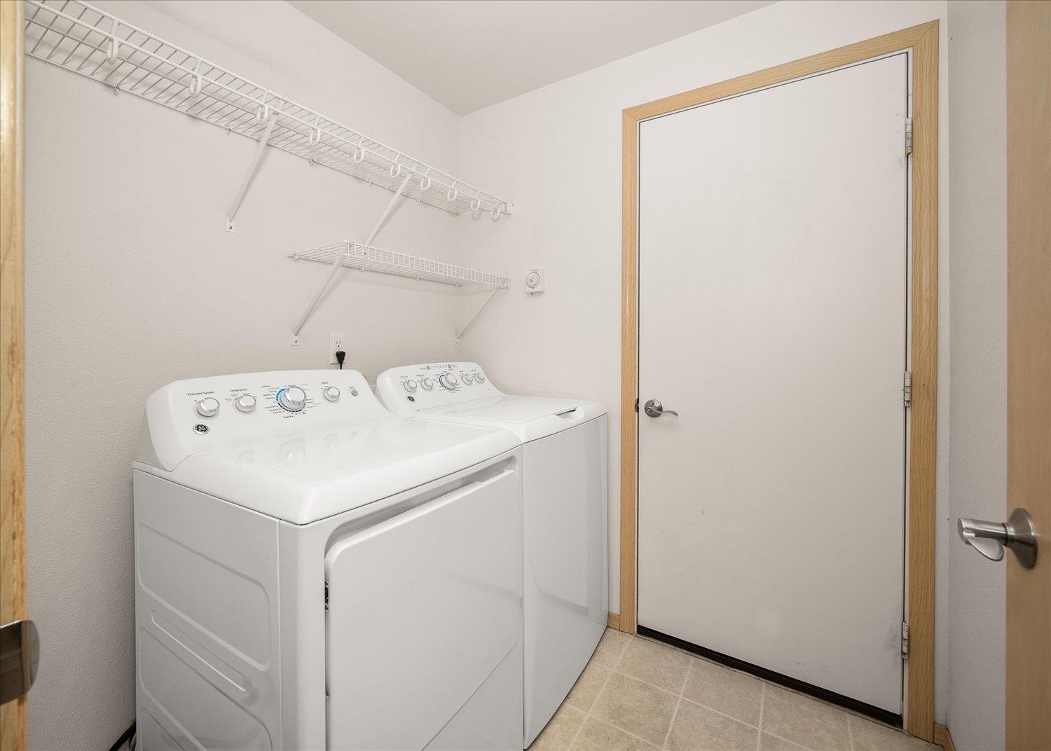 9426 W Claire Ave - Photo 24