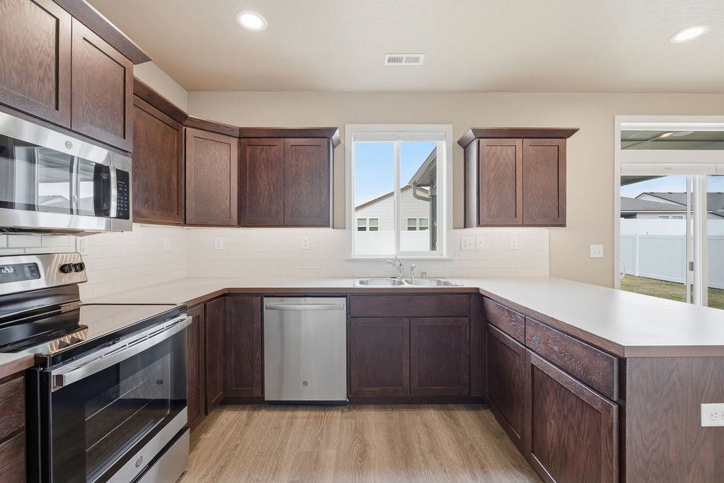 1809 E C St - Photo 17
