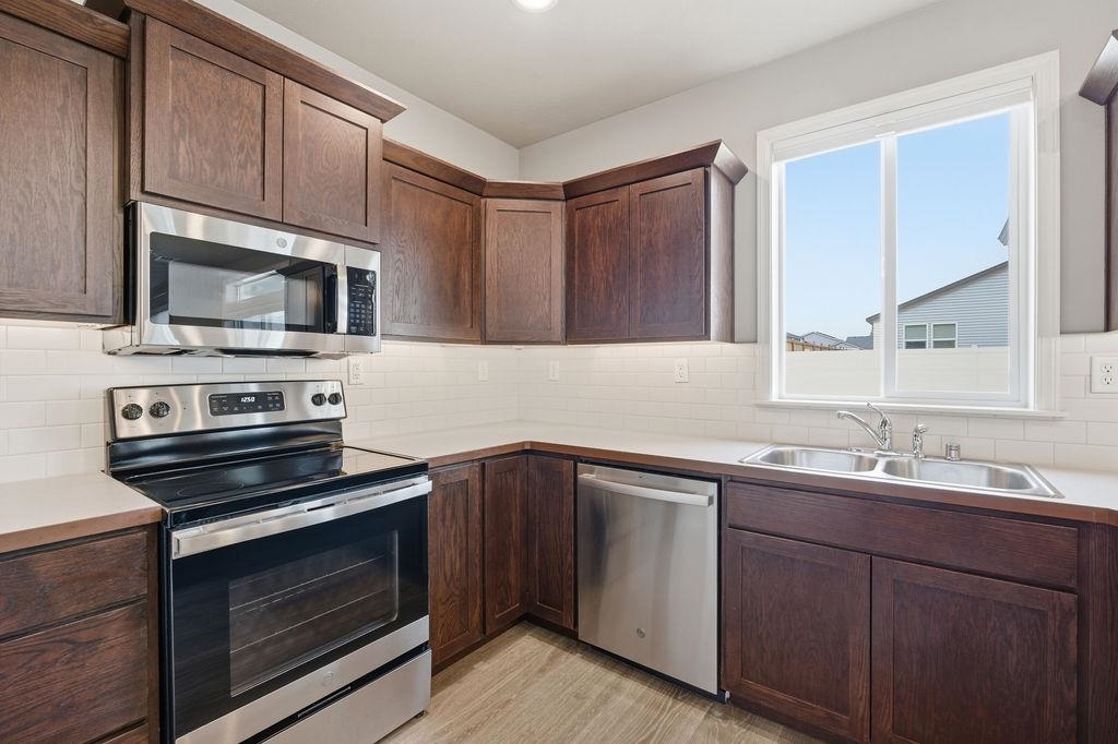 1809 E C St - Photo 18