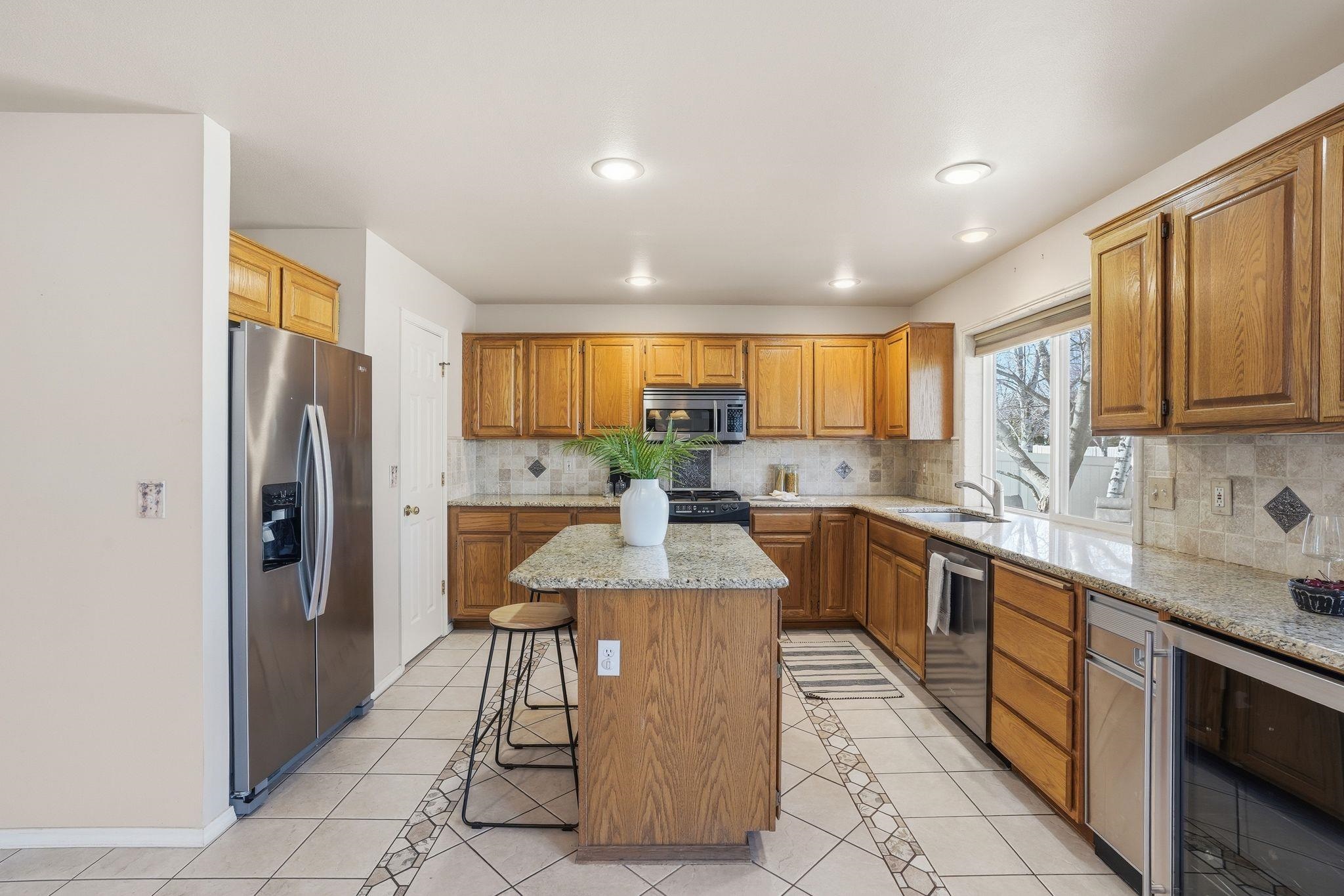 24109 E Broadway Ct - Photo 11