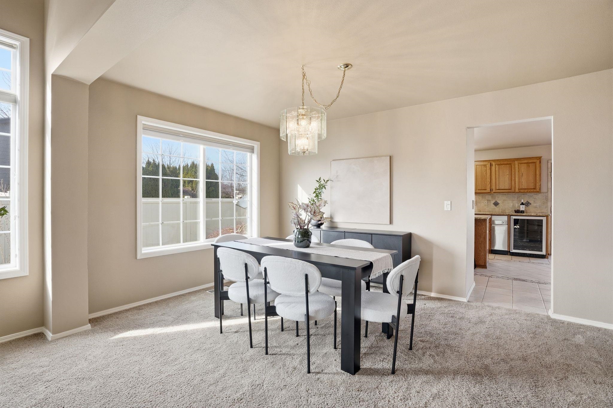 24109 E Broadway Ct - Photo 5