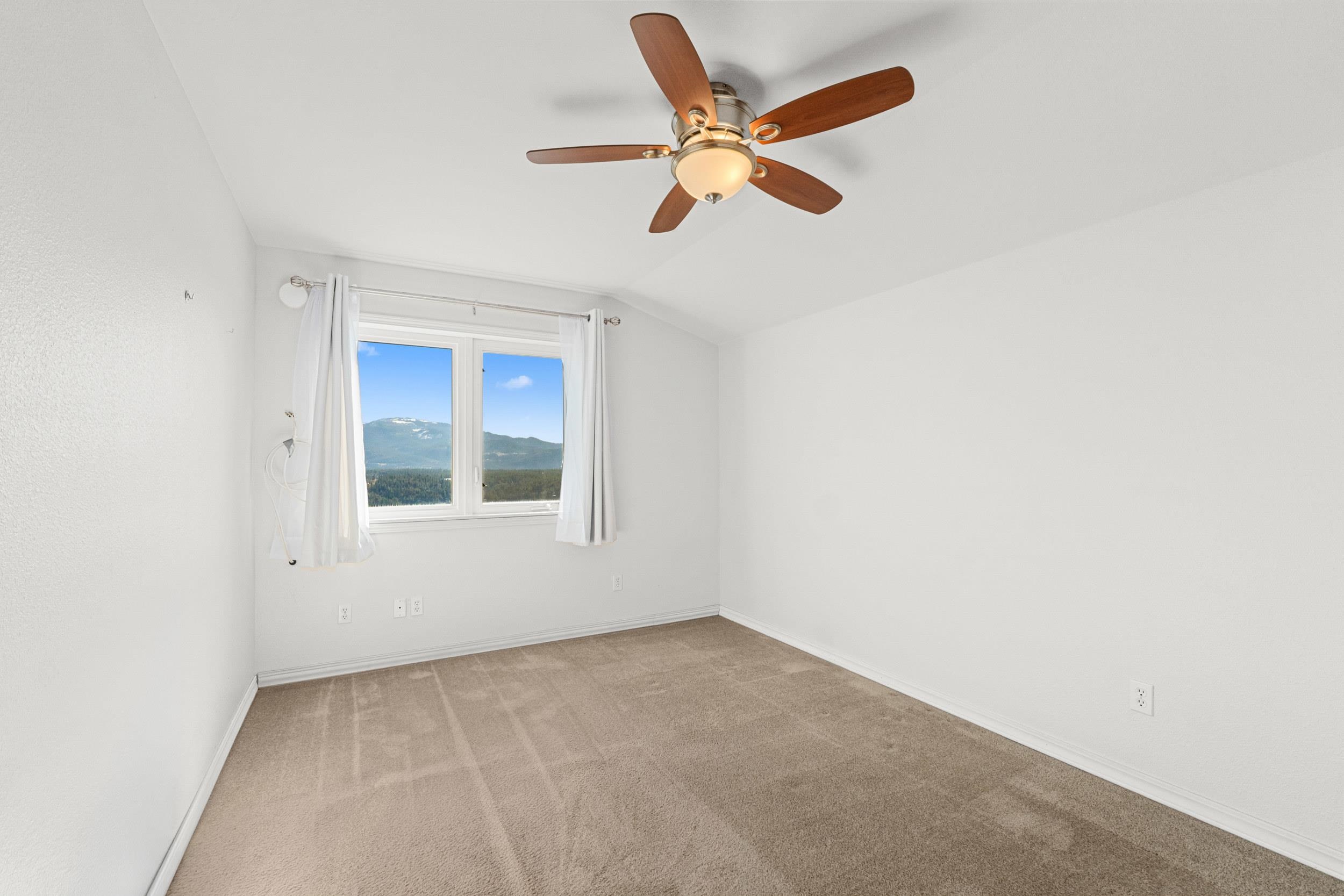 1237 Goldedge Mine Rd - Photo 15