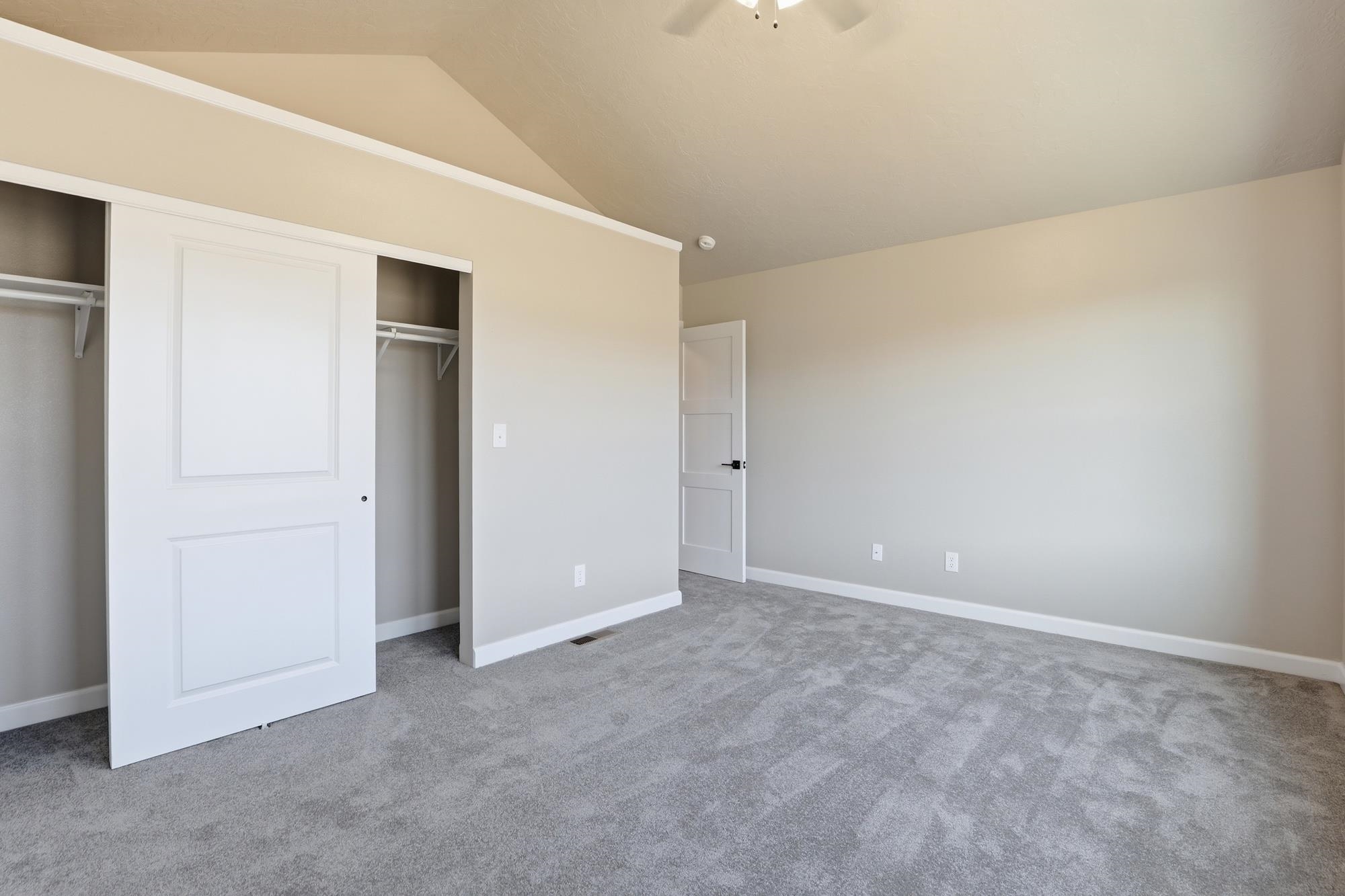 402 N Vine St - Photo 25