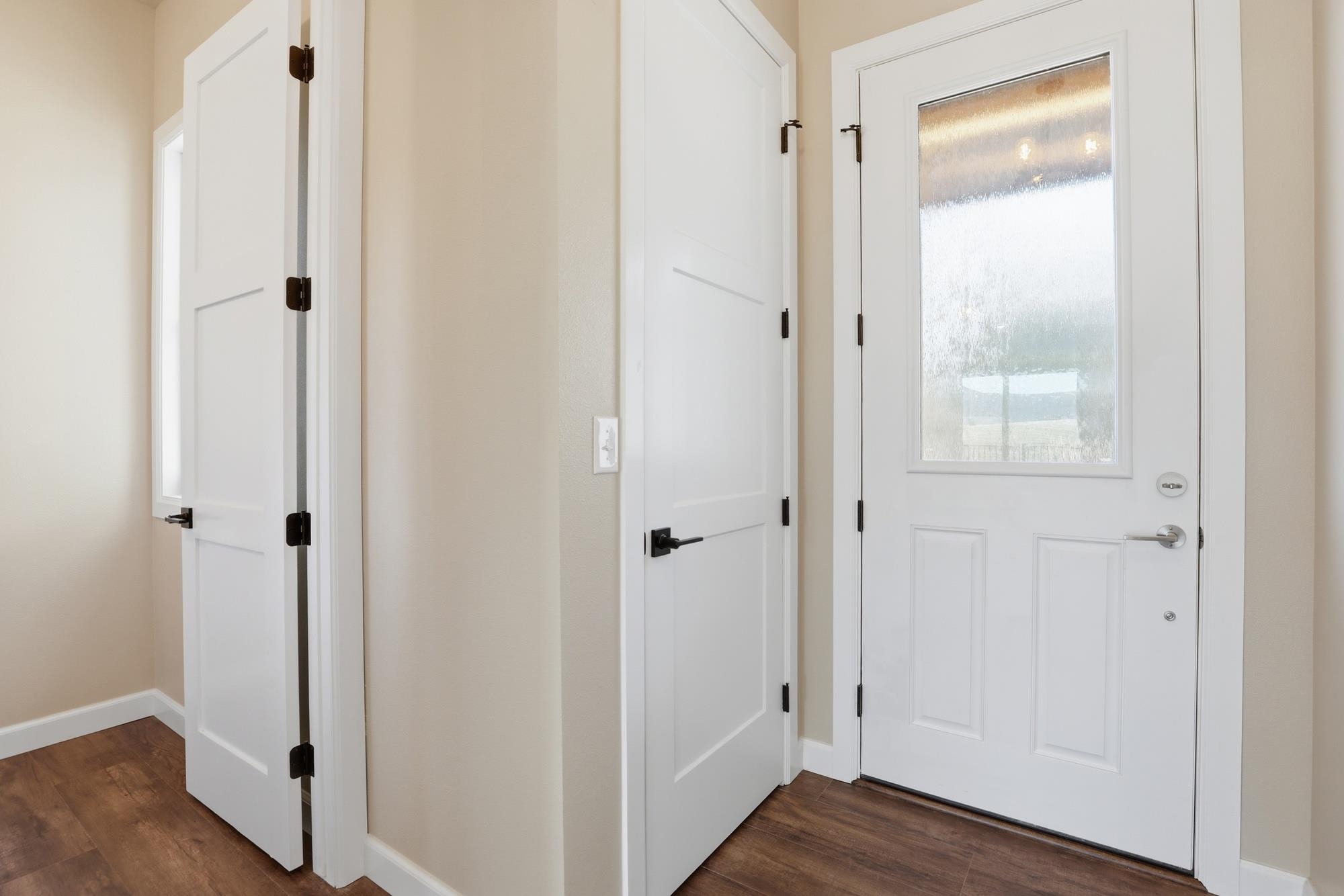 402 N Vine St - Photo 4