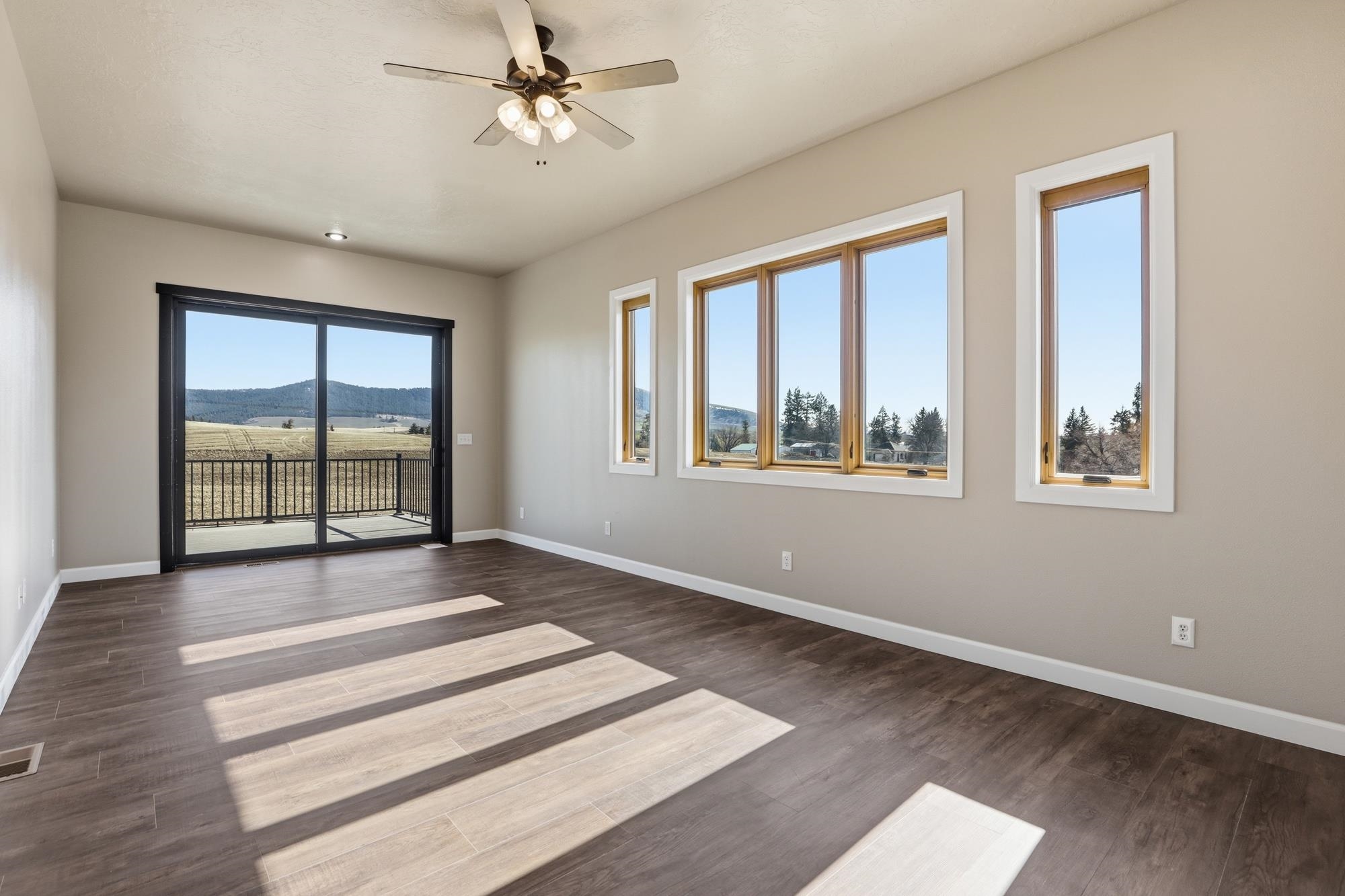 402 N Vine St - Photo 6