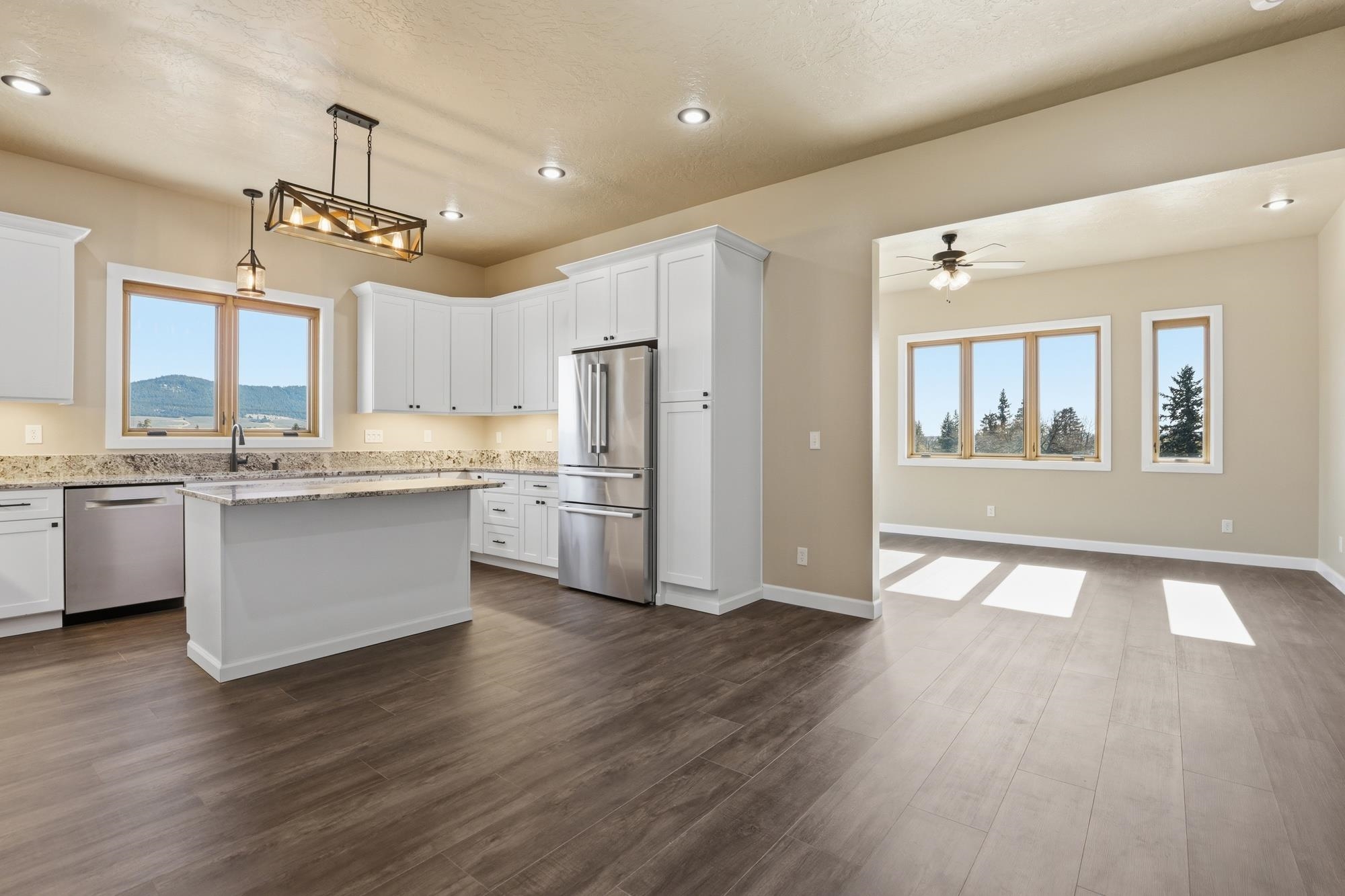 402 N Vine St - Photo 10