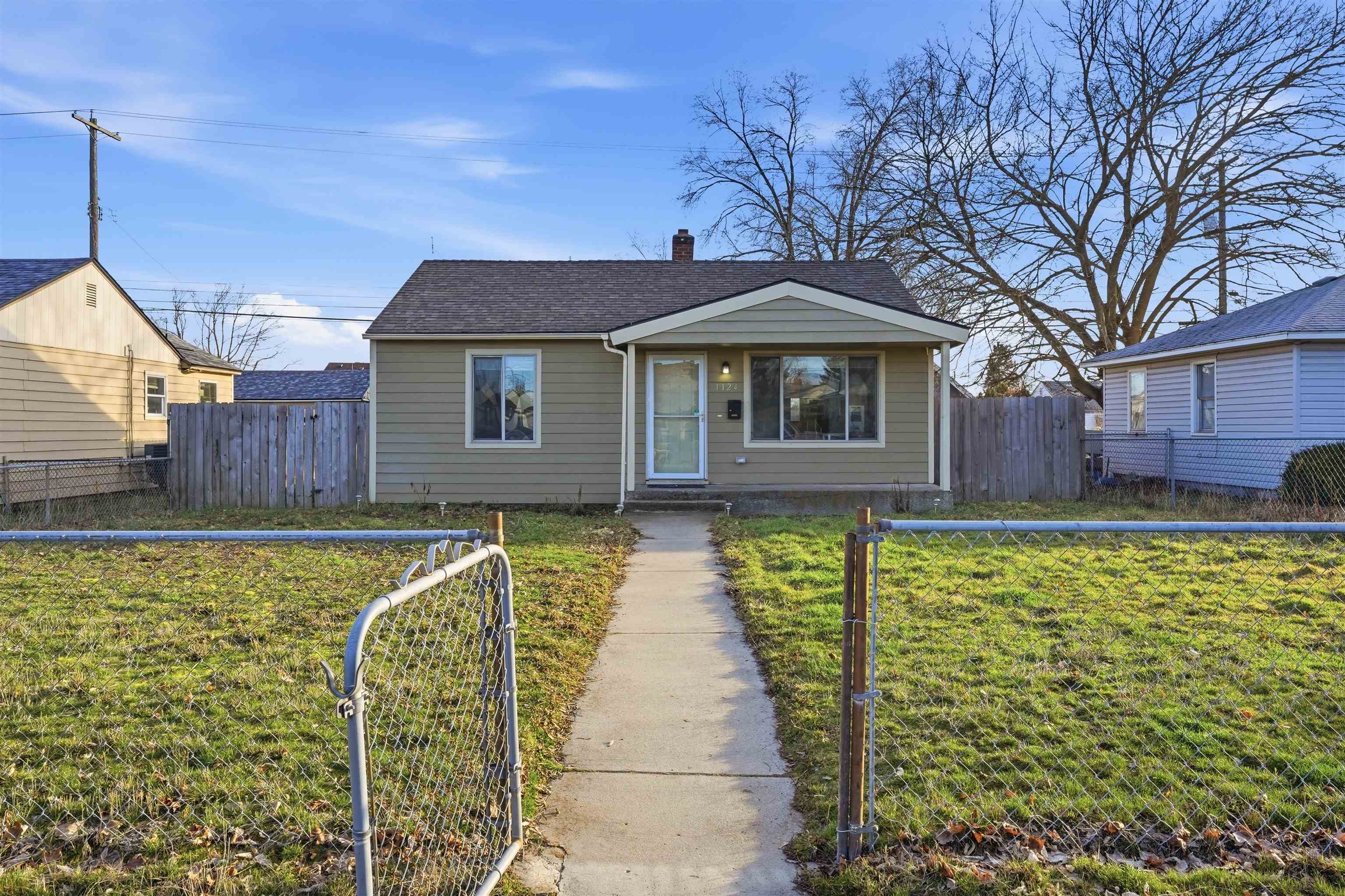 1124 E Garland Ave - Photo 2