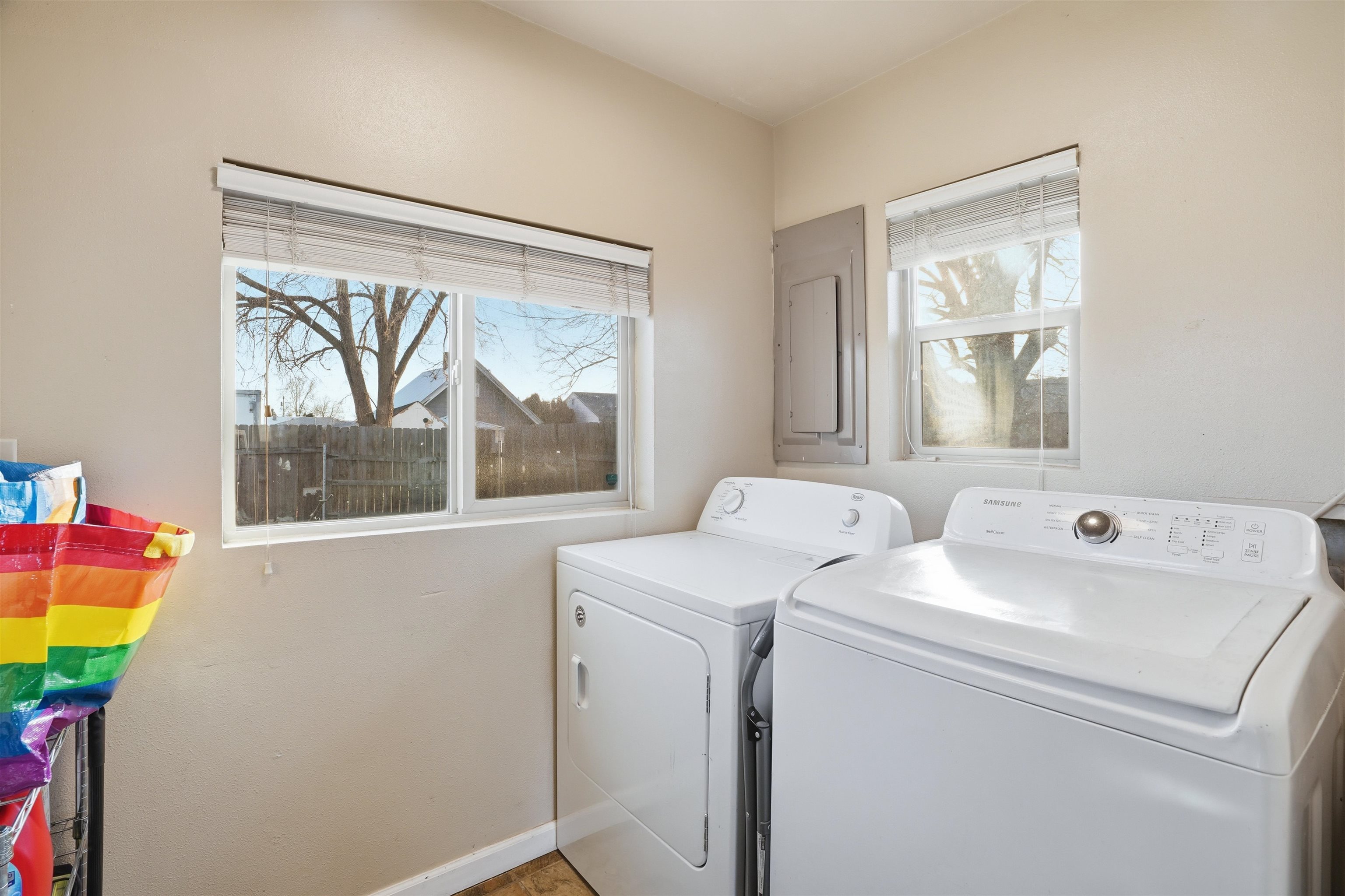 1124 E Garland Ave - Photo 11