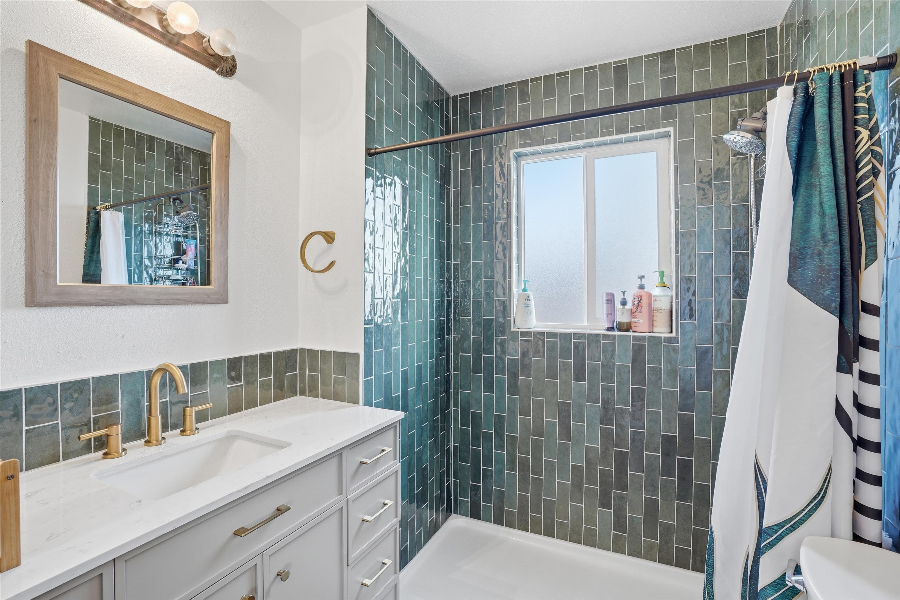 1124 E Garland Ave - Photo 12