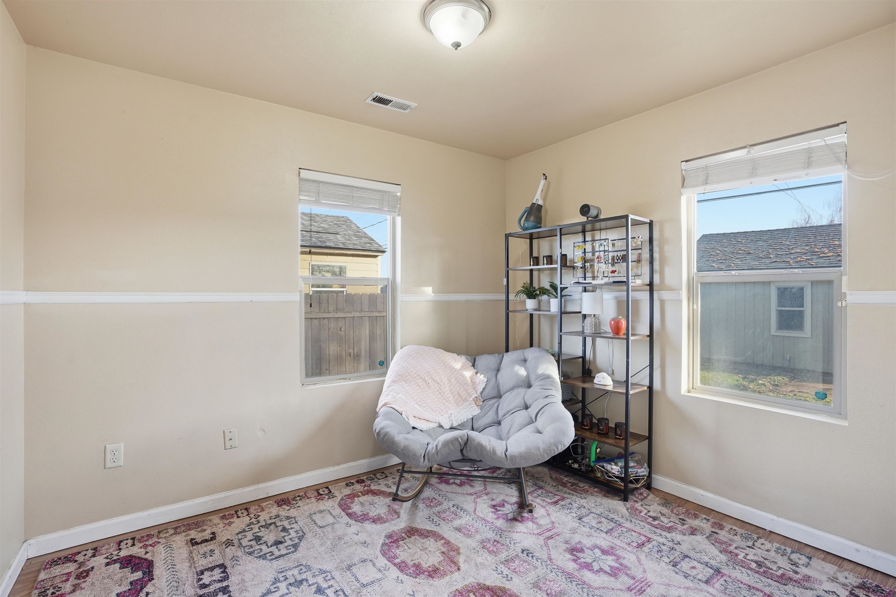 1124 E Garland Ave - Photo 15