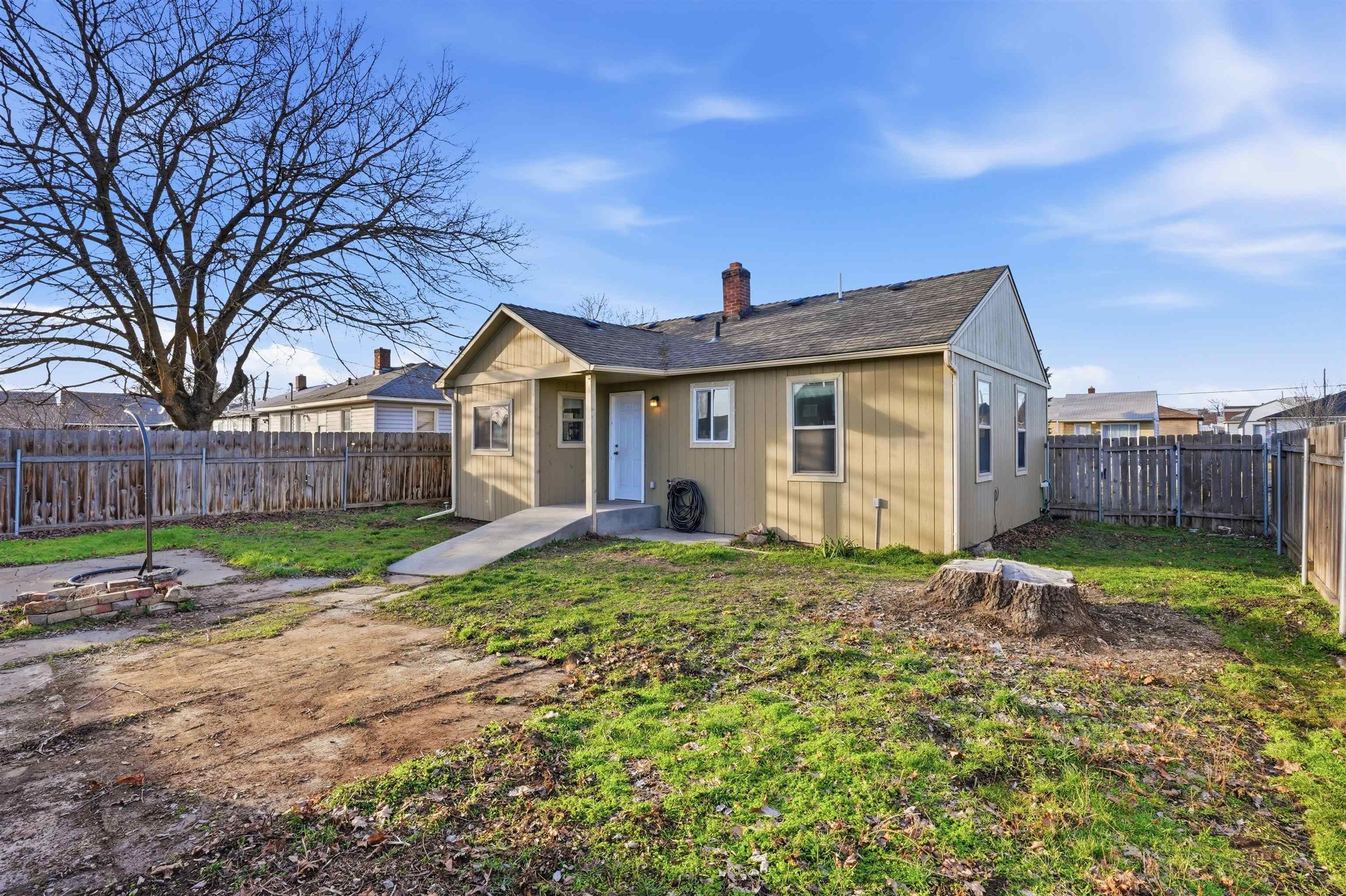 1124 E Garland Ave - Photo 17