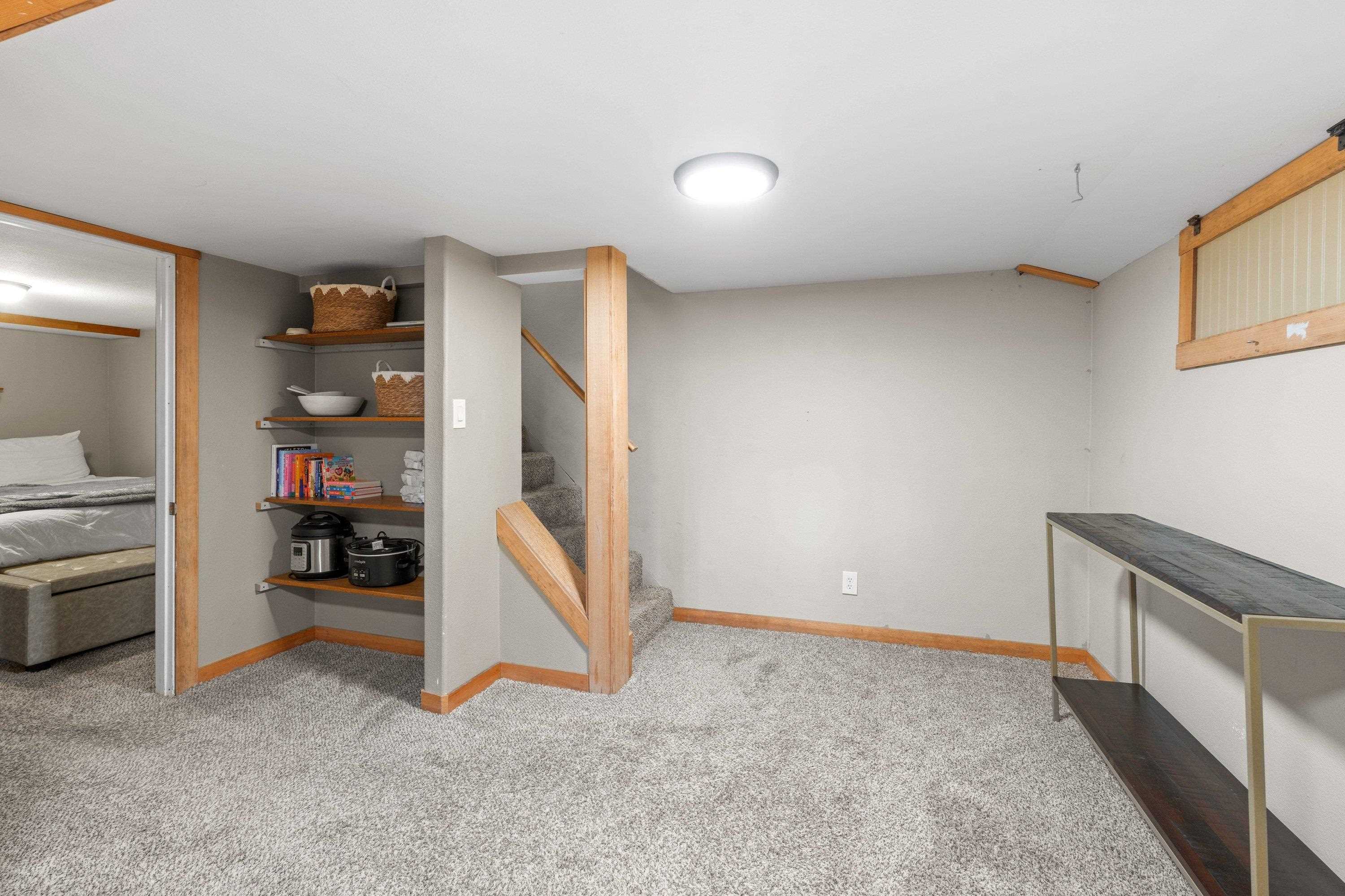 11224 E 18th Ave - Photo 30