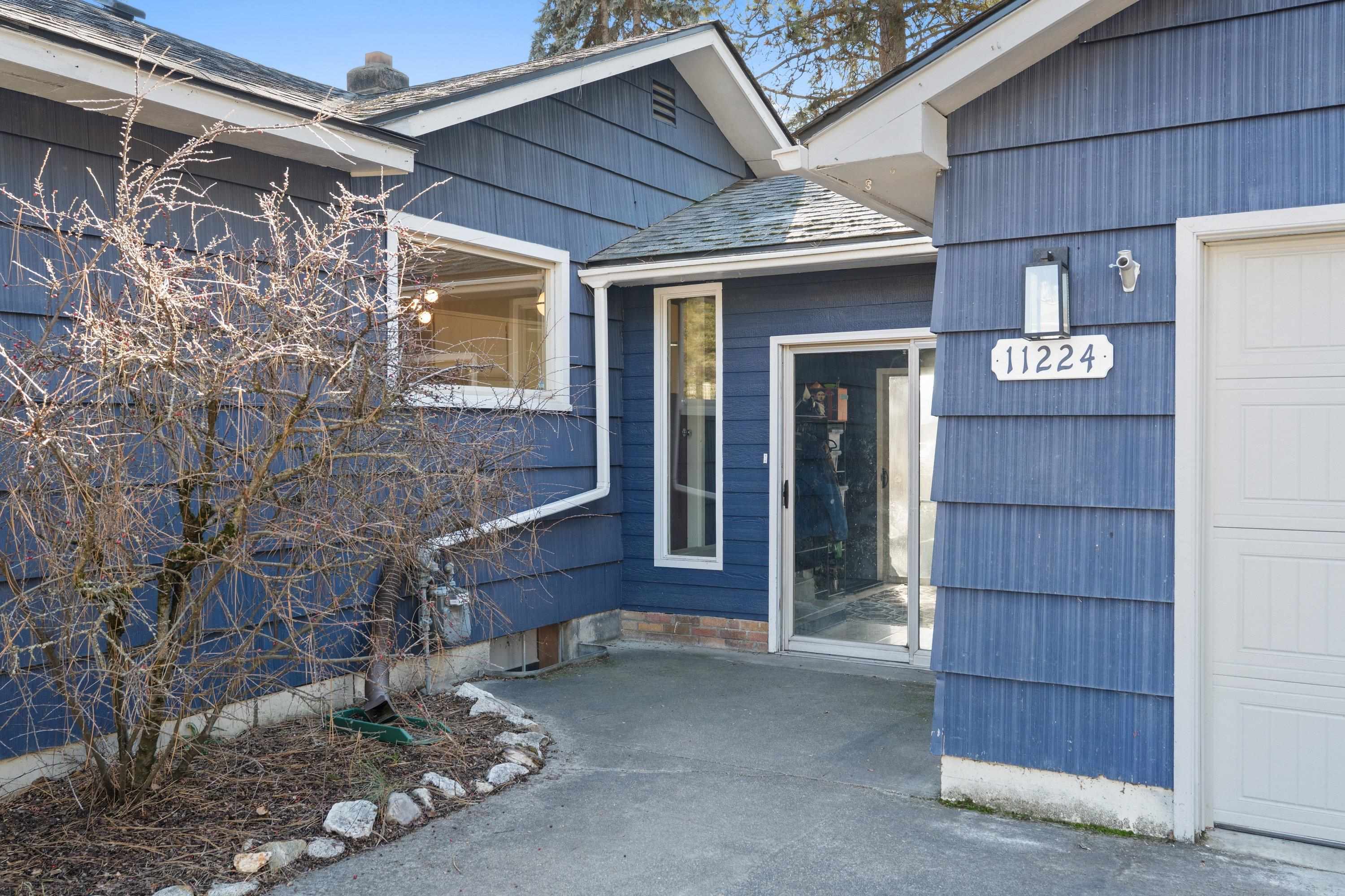 11224 E 18th Ave - Photo 4