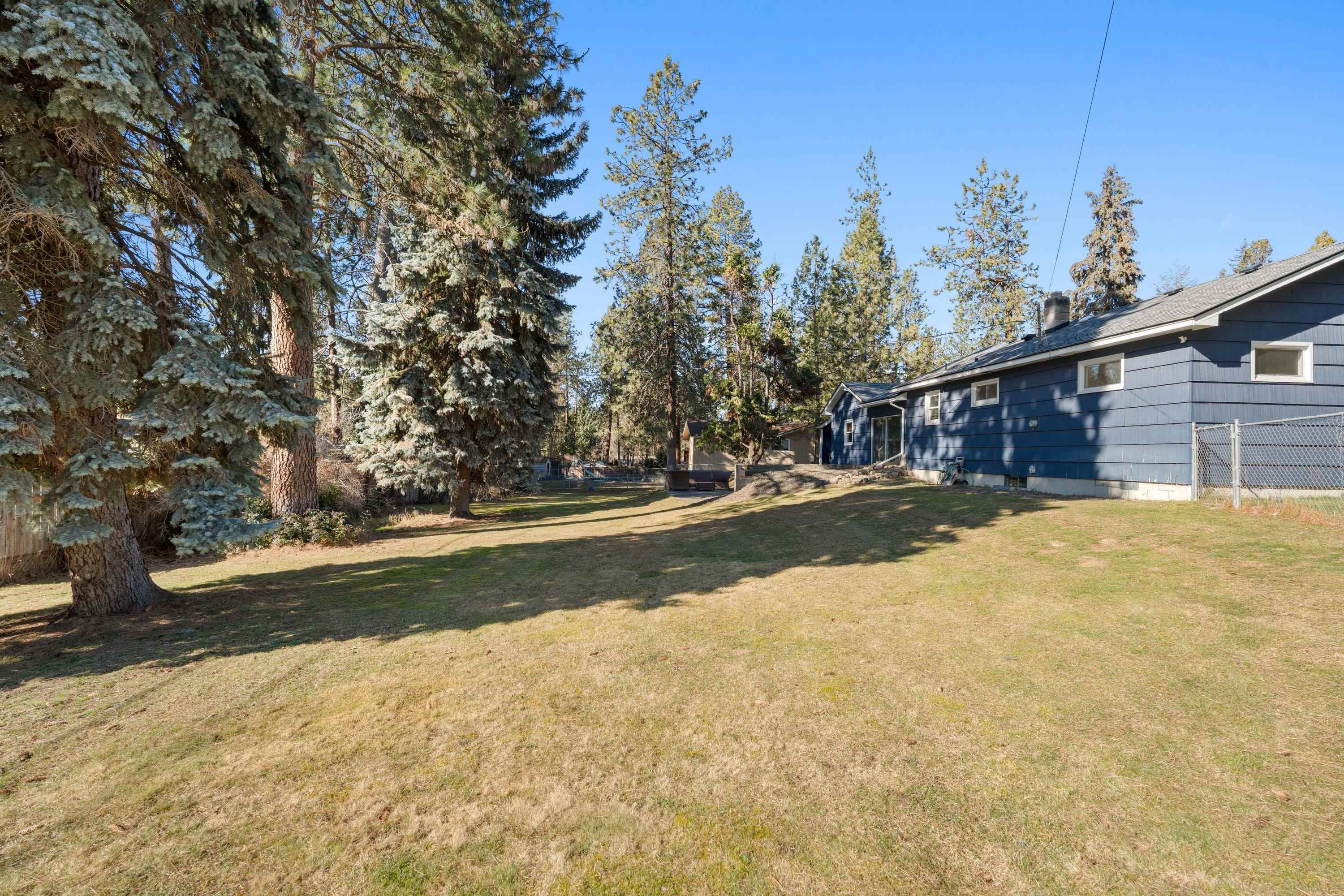 11224 E 18th Ave - Photo 43