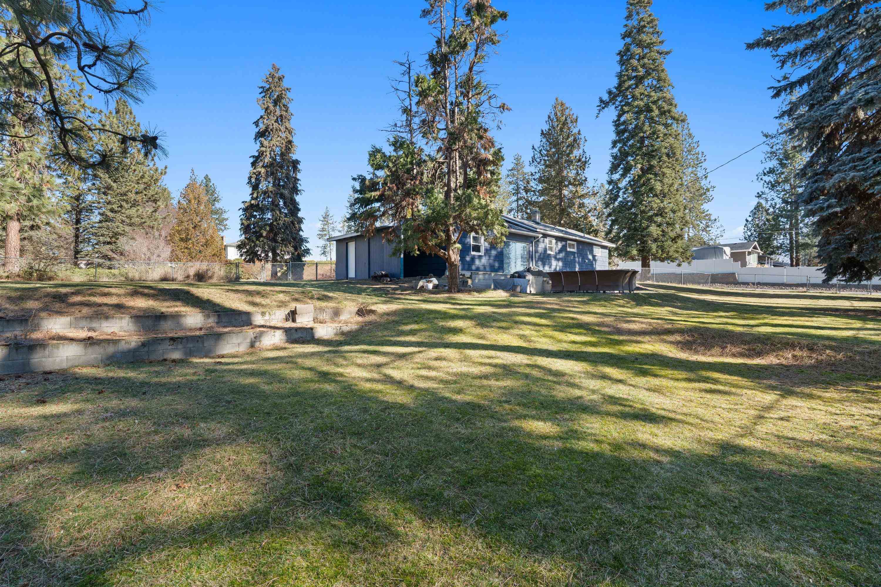 11224 E 18th Ave - Photo 45