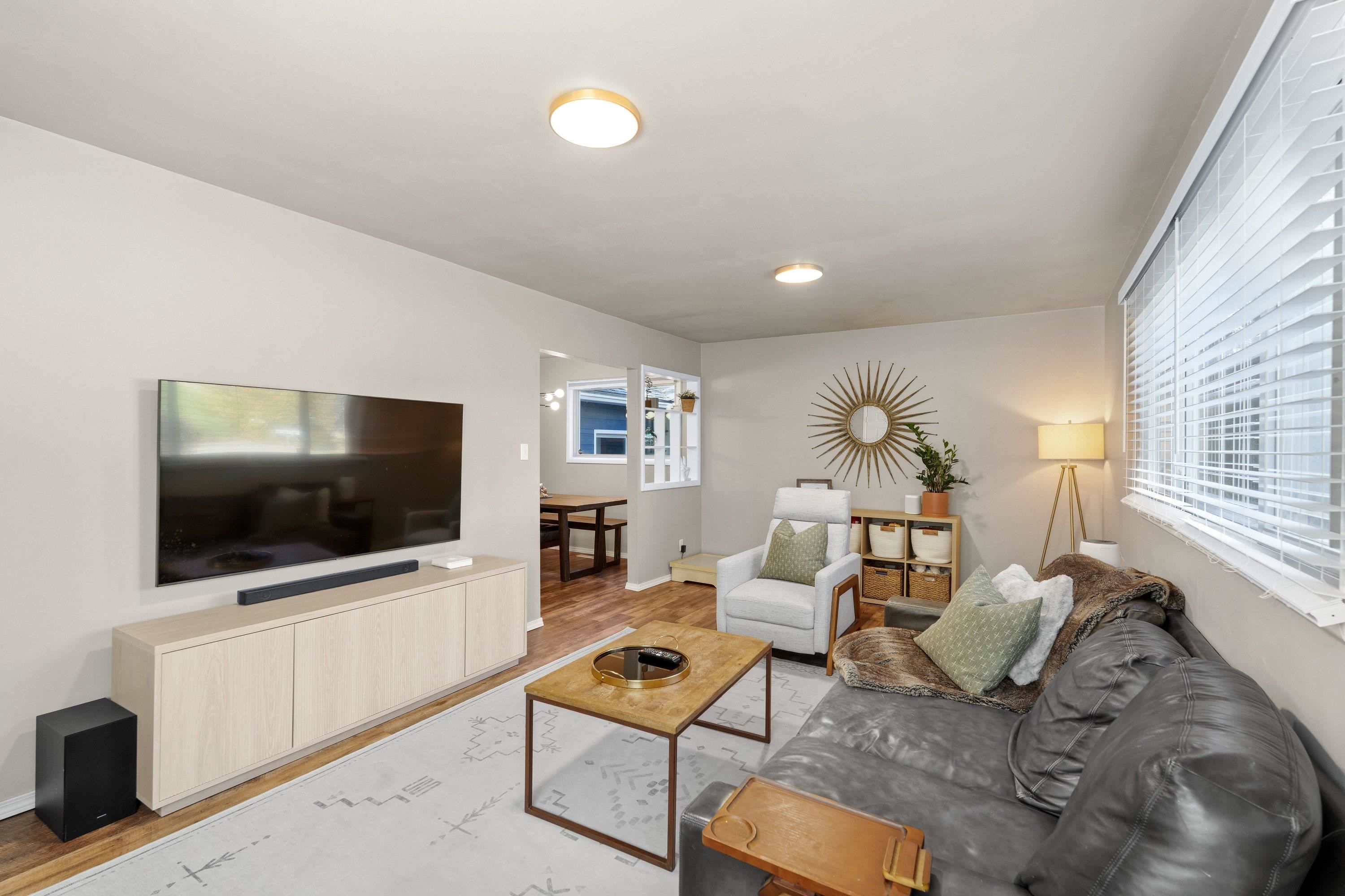 11224 E 18th Ave - Photo 7