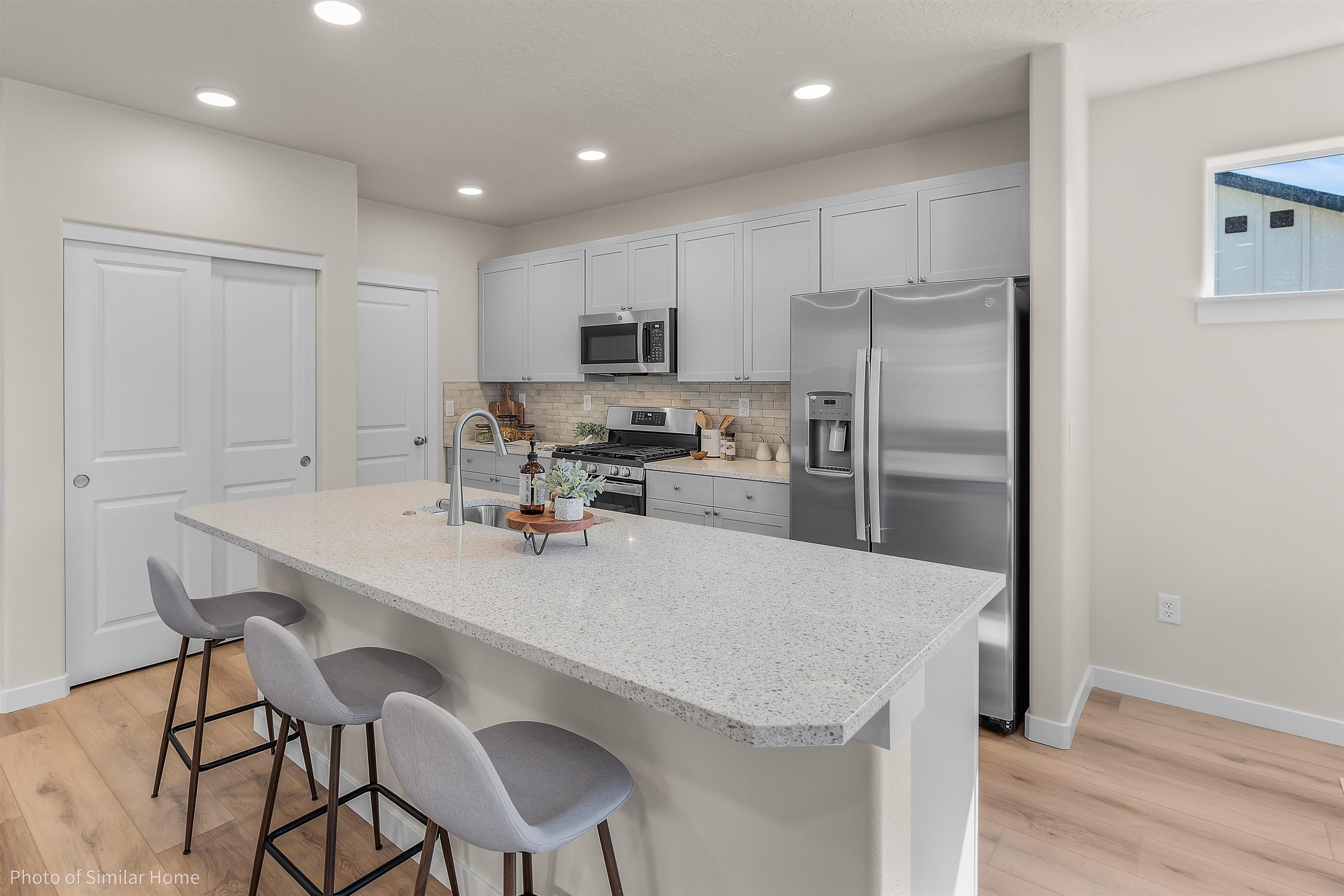 420 N Viewmont Ct - Photo 6