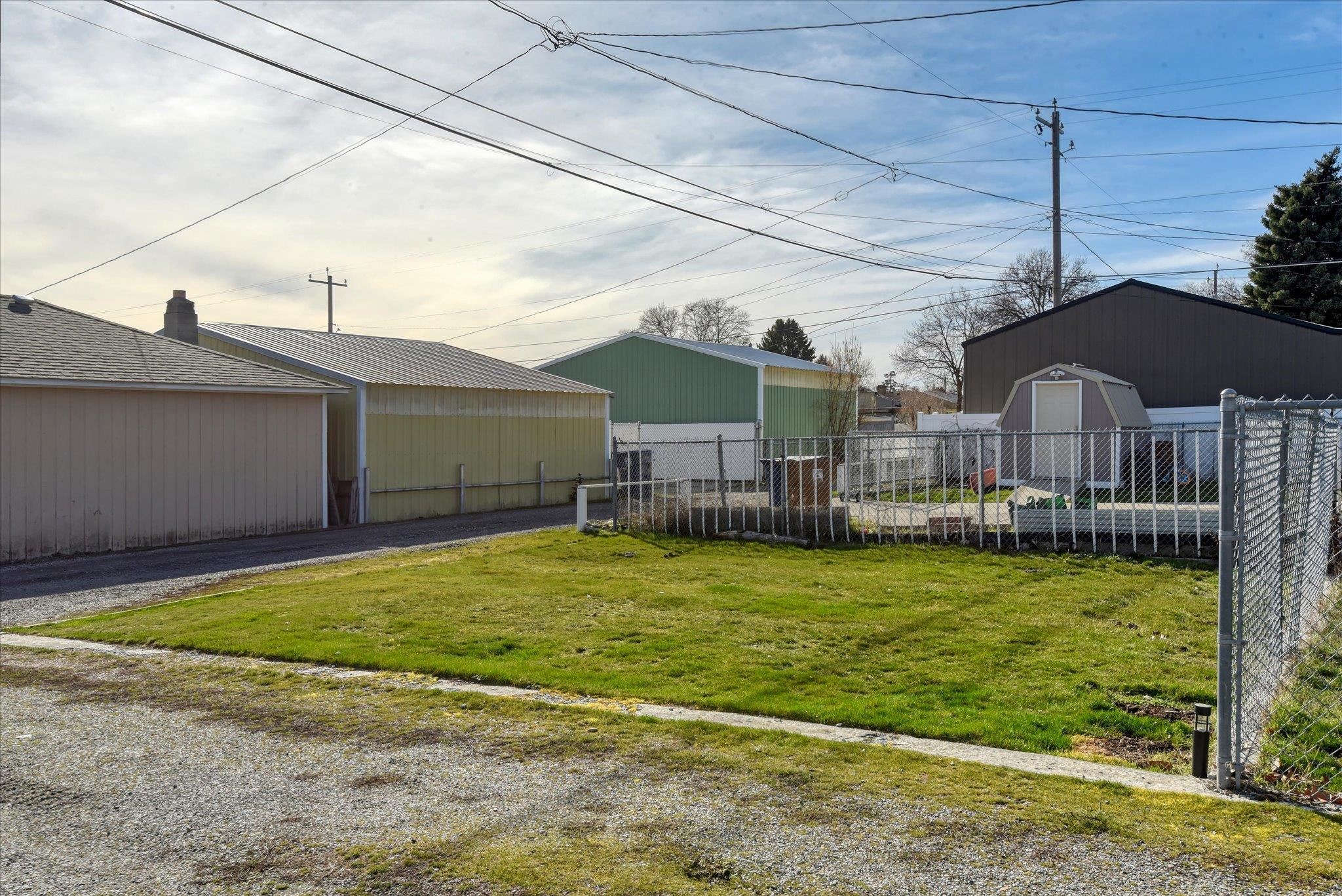 3812 E Frederick Ave - Photo 24