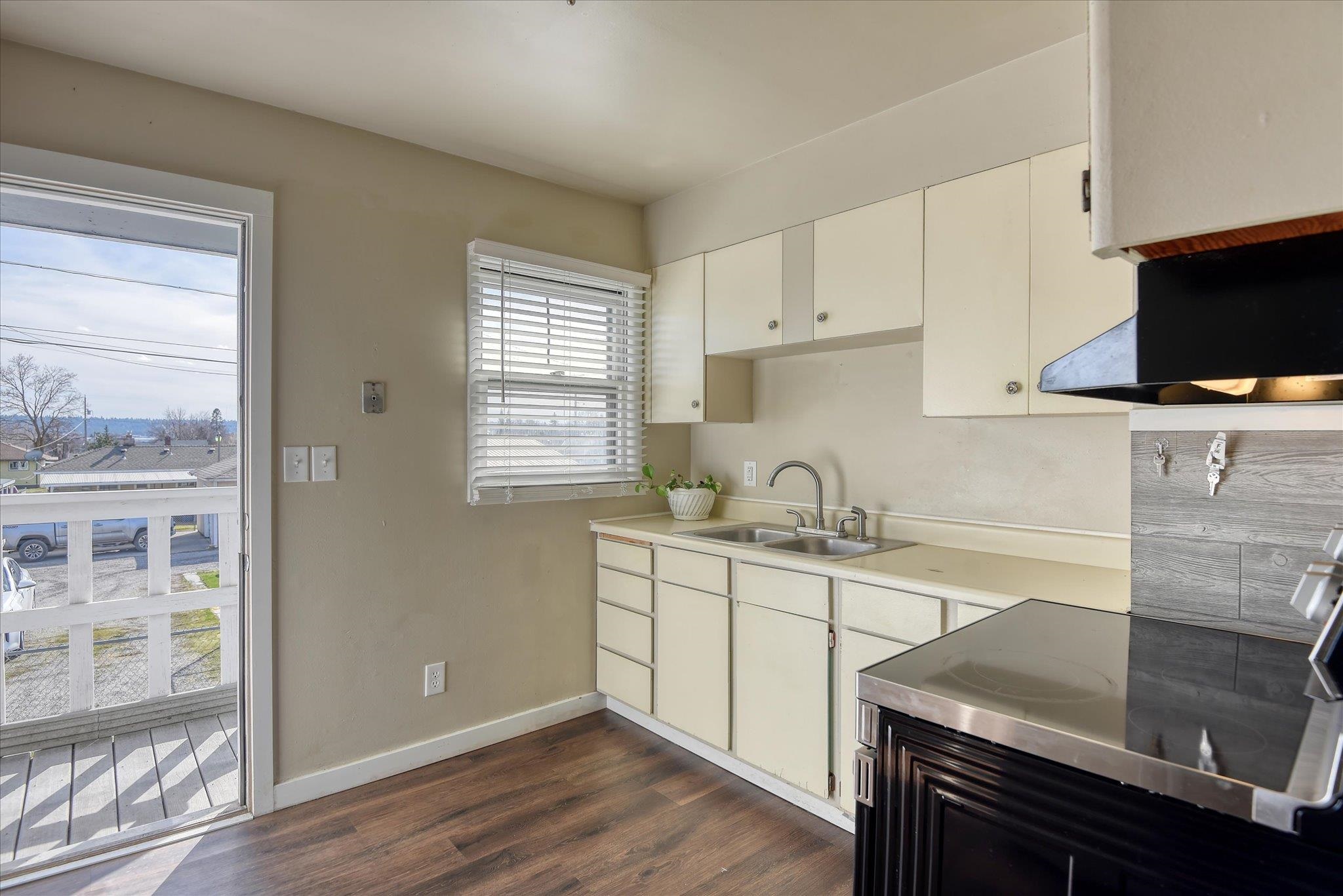 3812 E Frederick Ave - Photo 8