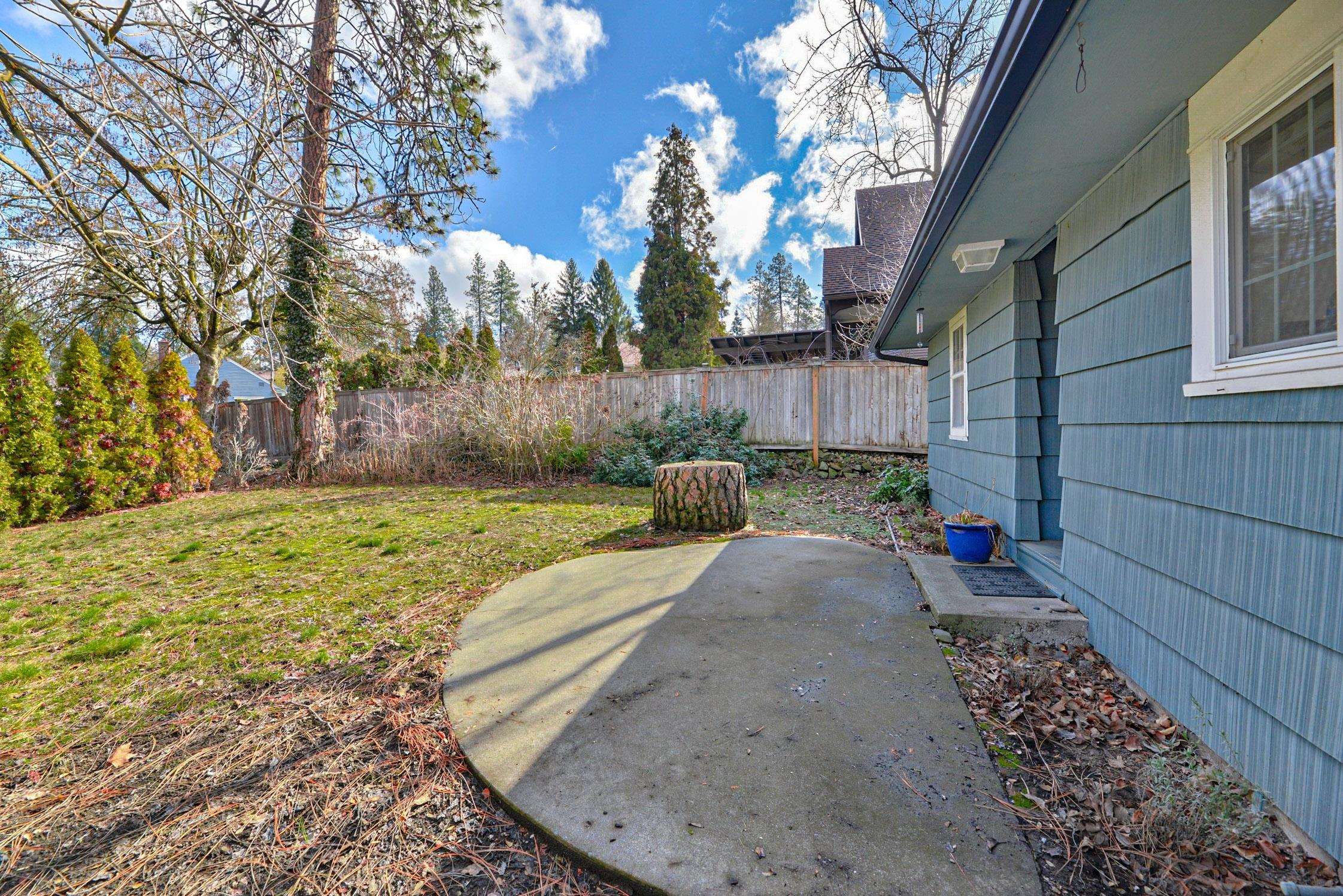 1817 S Maple Blvd - Photo 14
