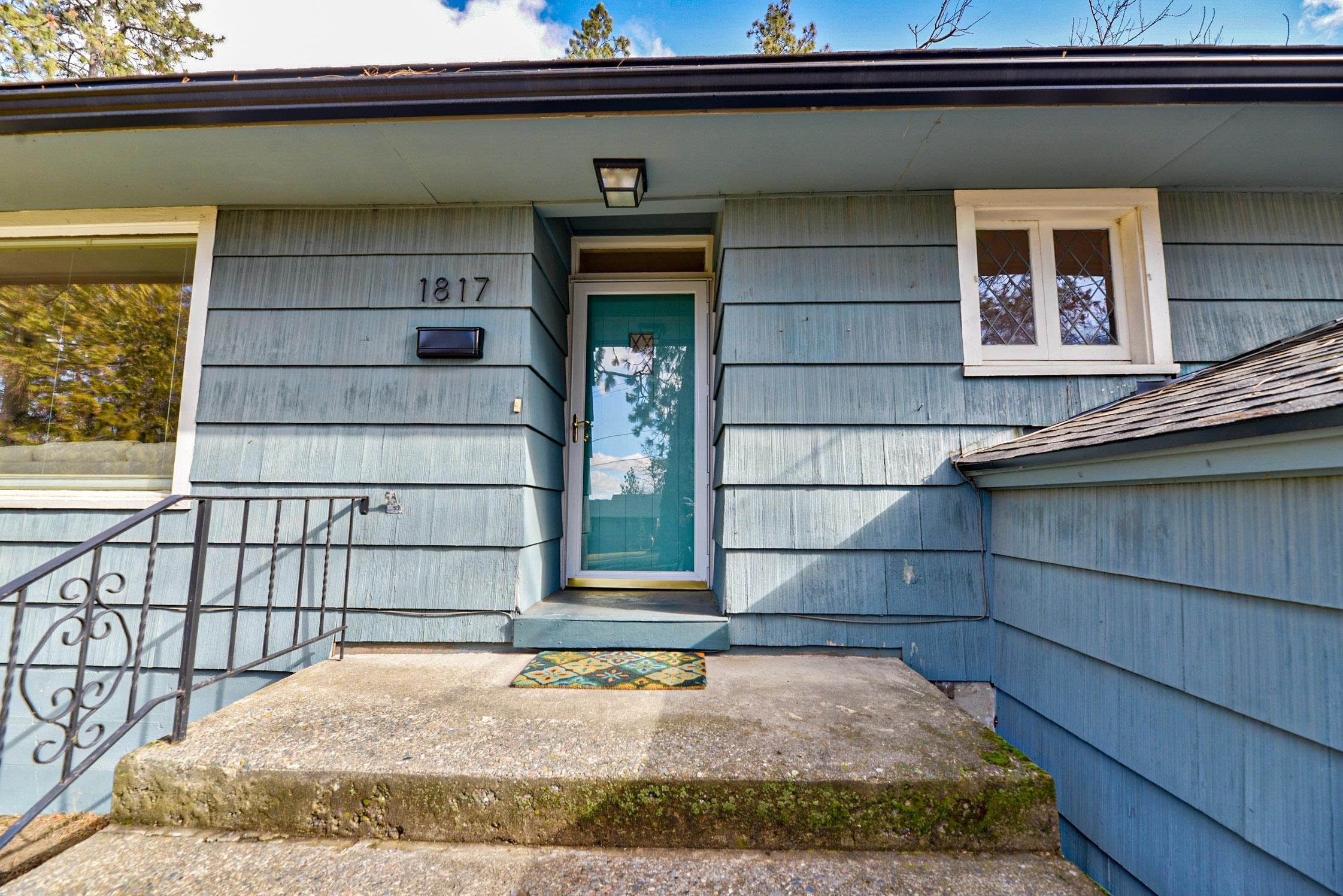 1817 S Maple Blvd - Photo 3