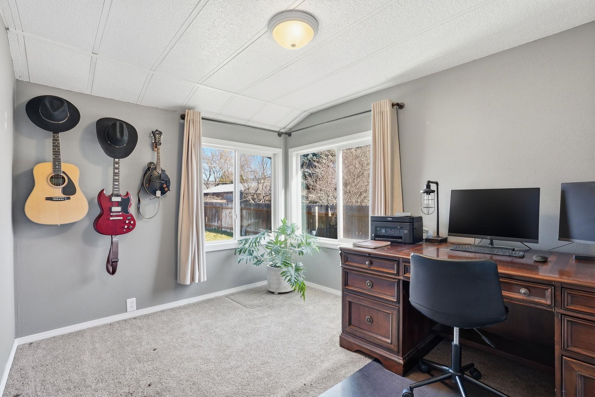14201 E Rockwell Ave - Photo 22