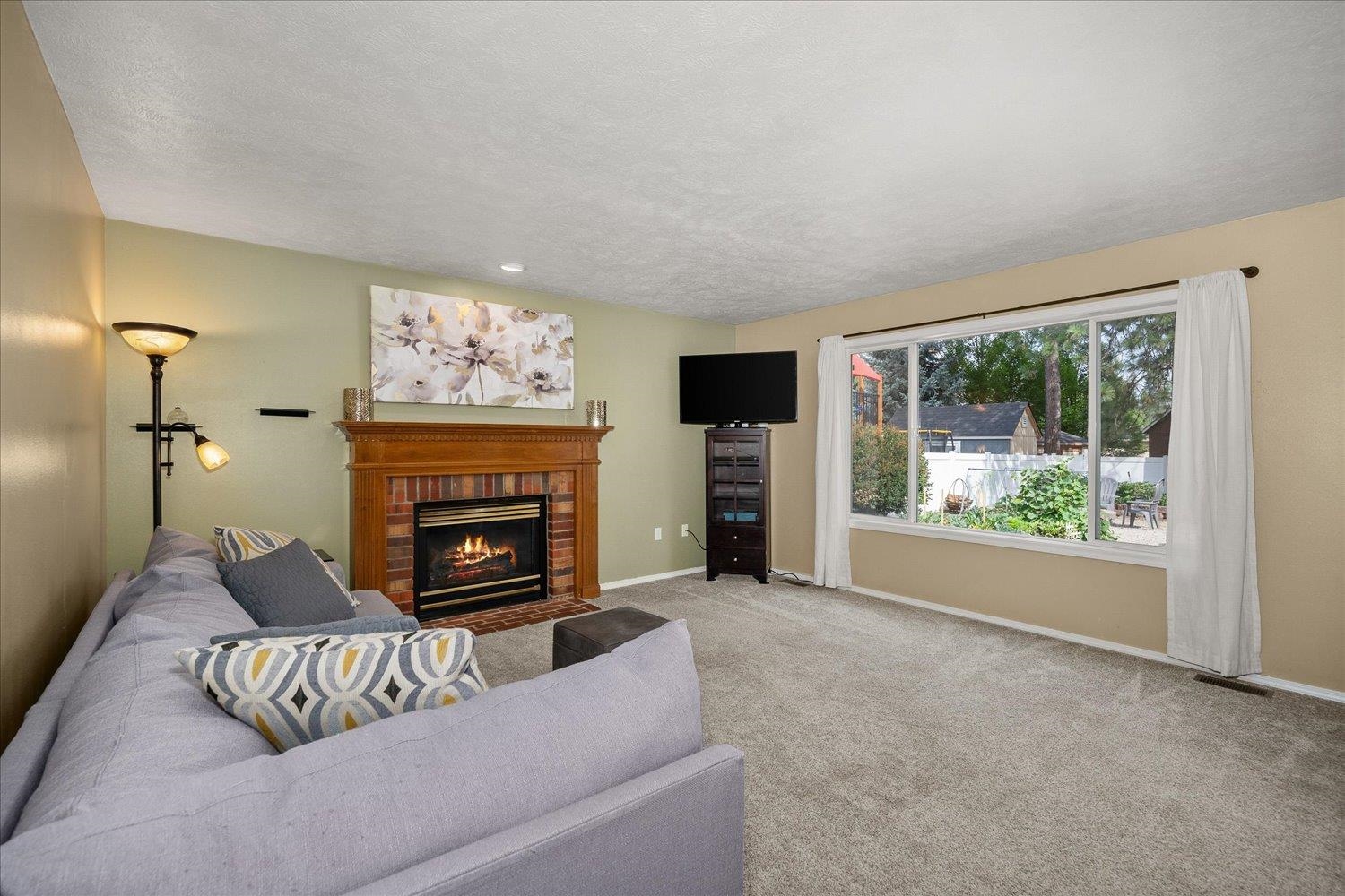 805 E Blackhawk Dr - Photo 11
