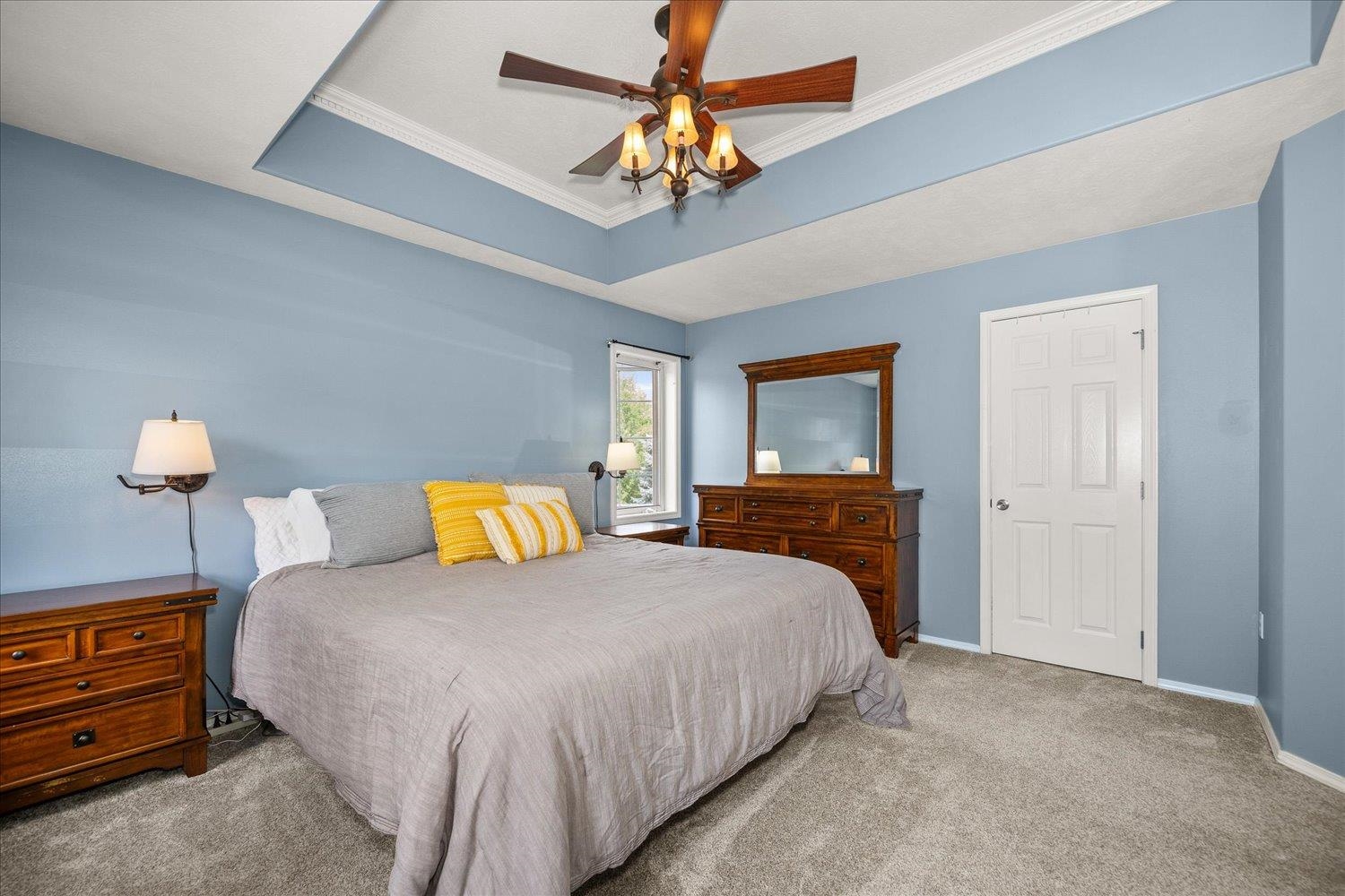 805 E Blackhawk Dr - Photo 16