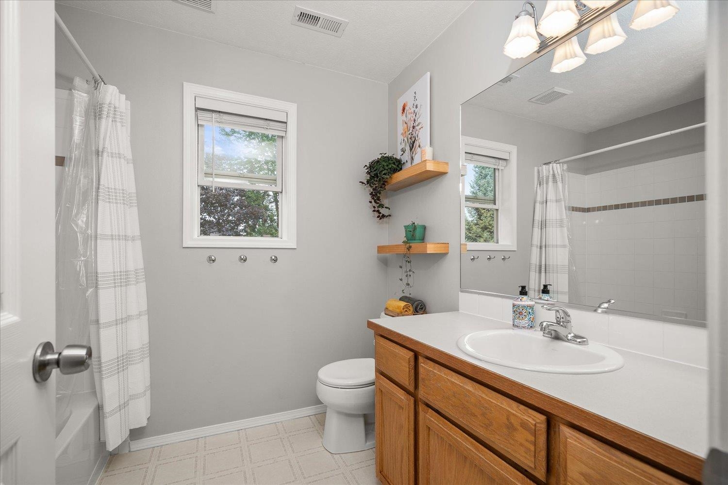 805 E Blackhawk Dr - Photo 21