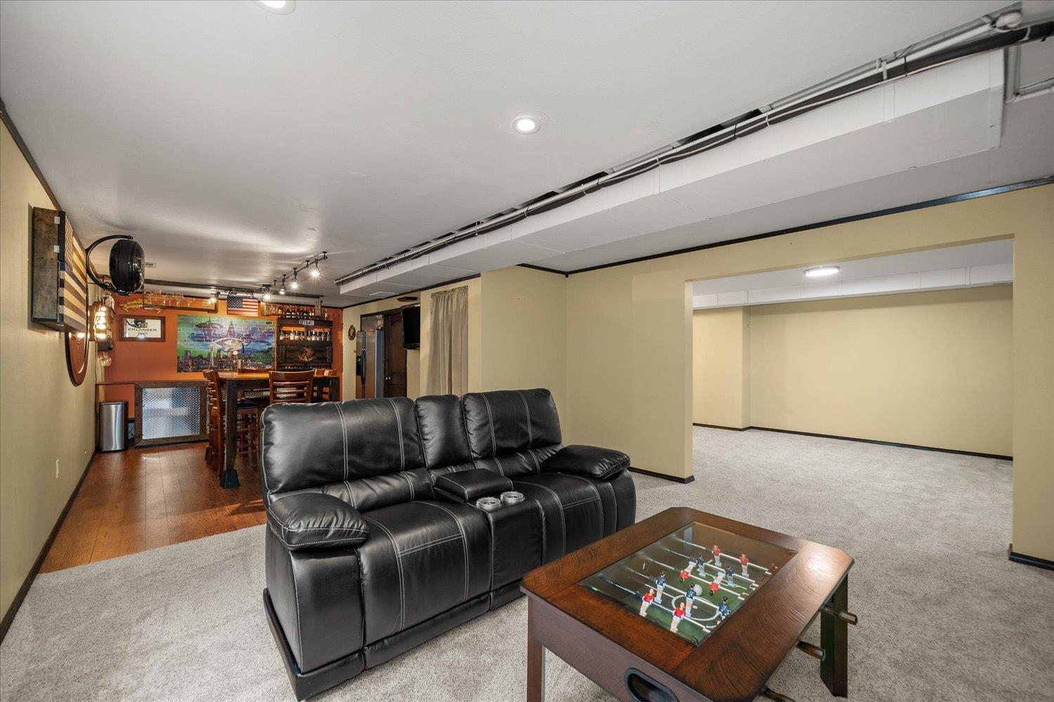 805 E Blackhawk Dr - Photo 25