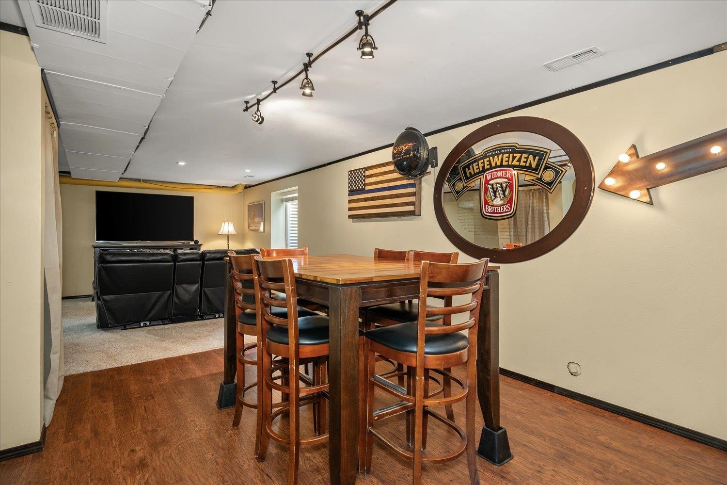 805 E Blackhawk Dr - Photo 29