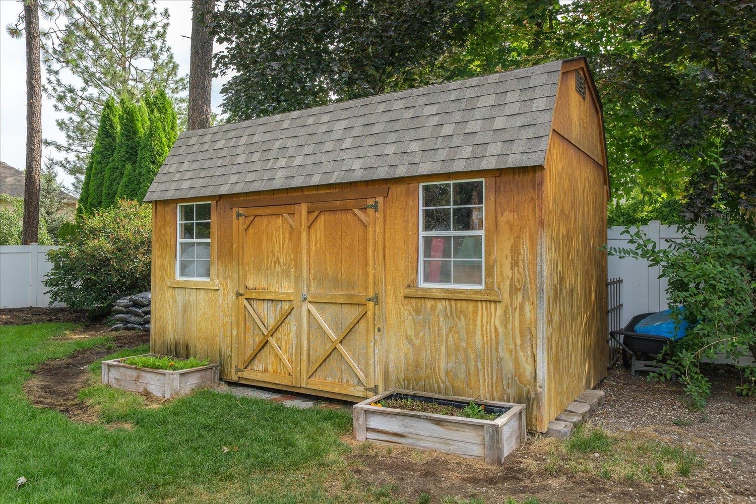 805 E Blackhawk Dr - Photo 40