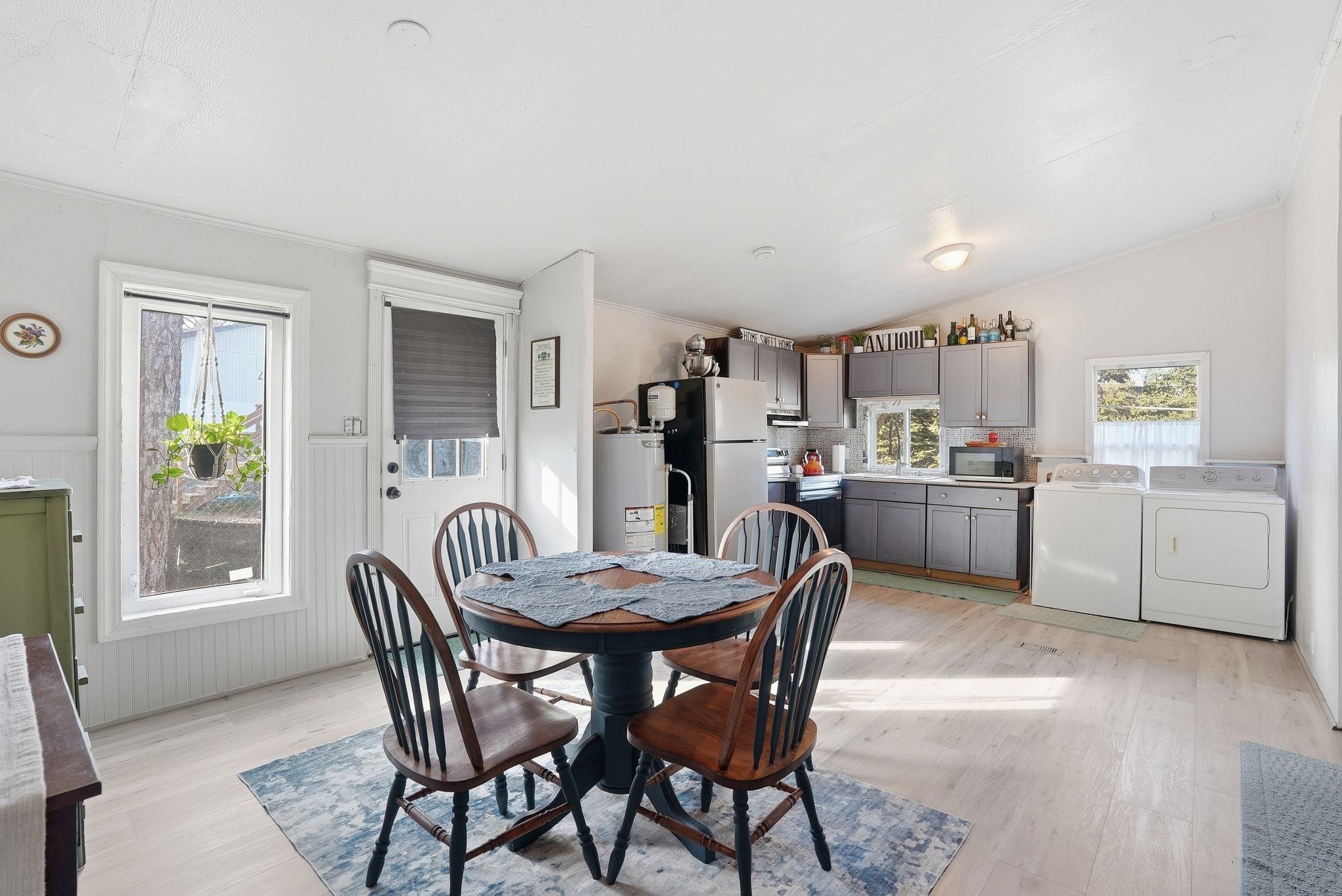1504 S Milton St - Photo 9