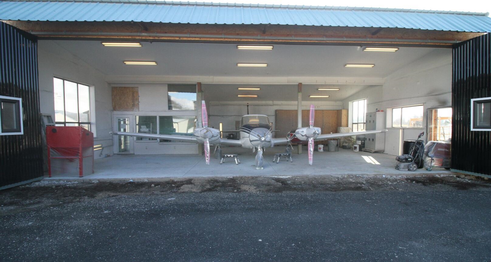 173M Airport Dr - Photo 4