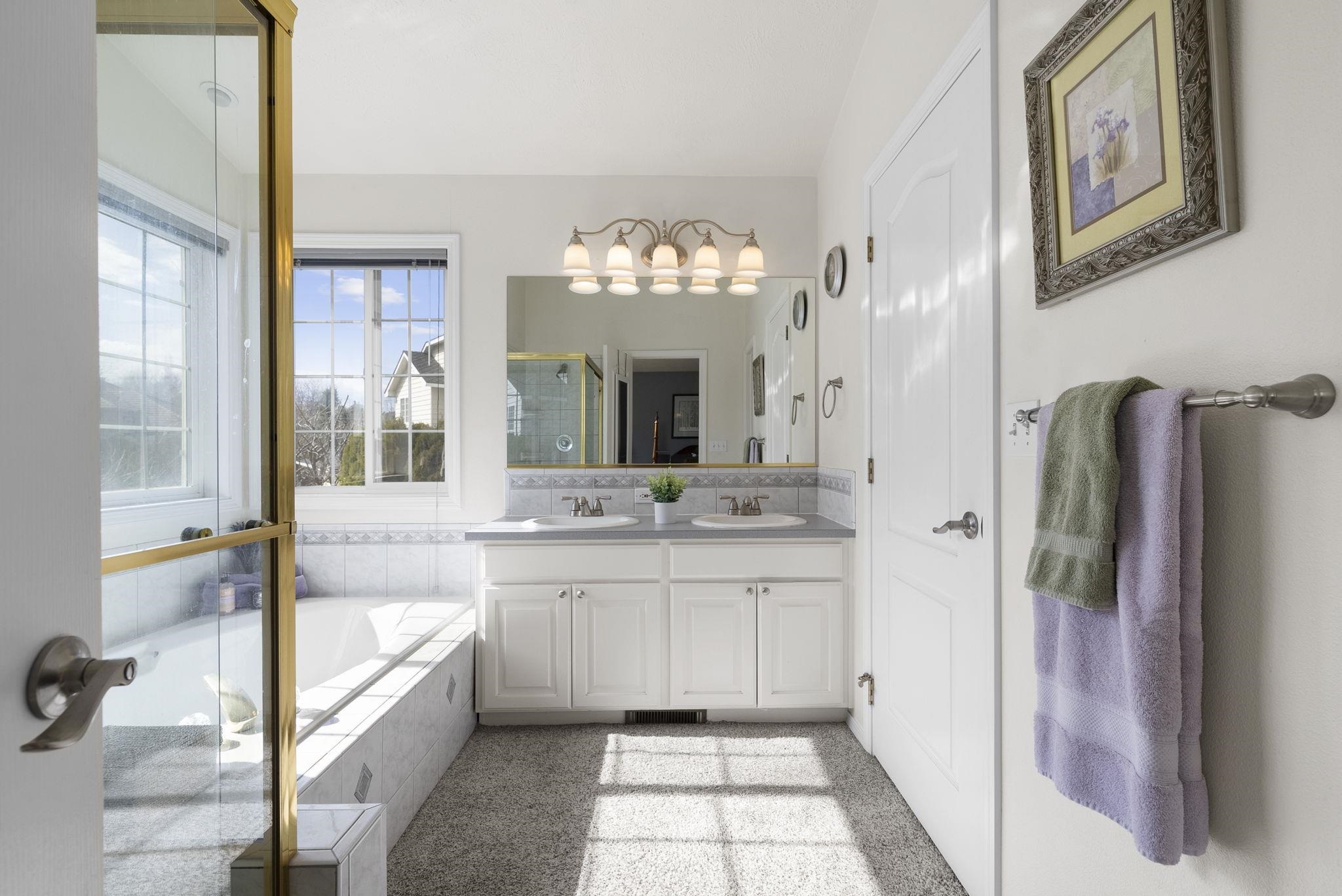 9019 N Rossmoor Ct - Photo 18