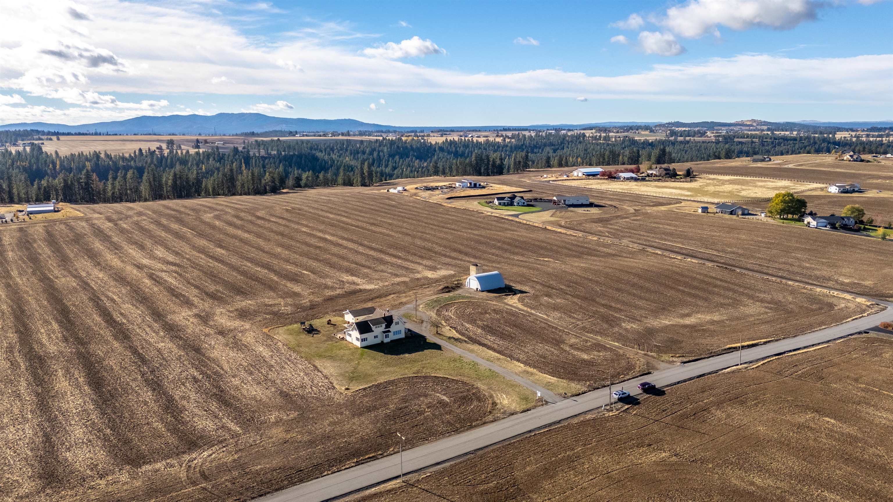 13716 E Piper Rd - Photo 3