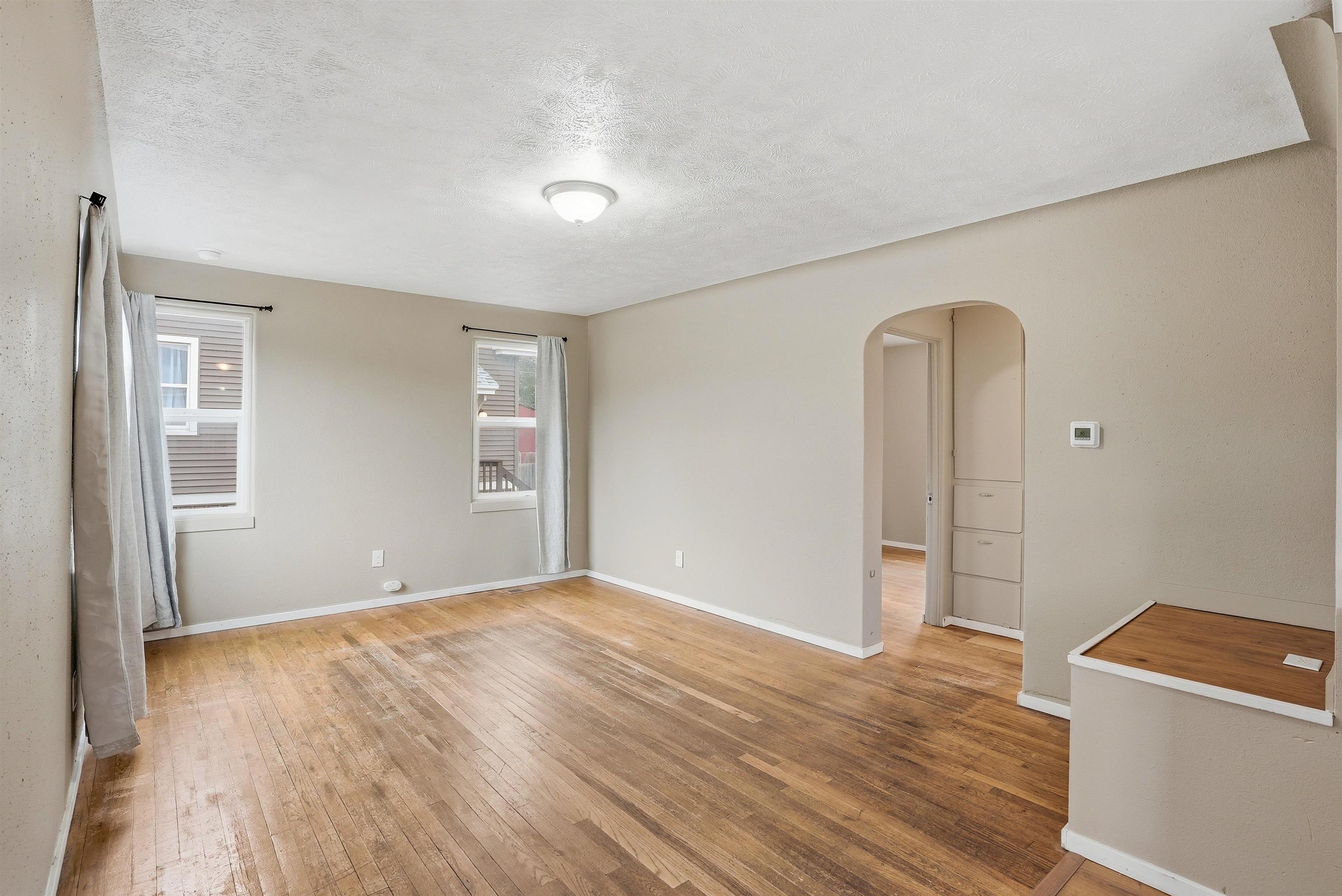 6113 E 8th Ave - Photo 5