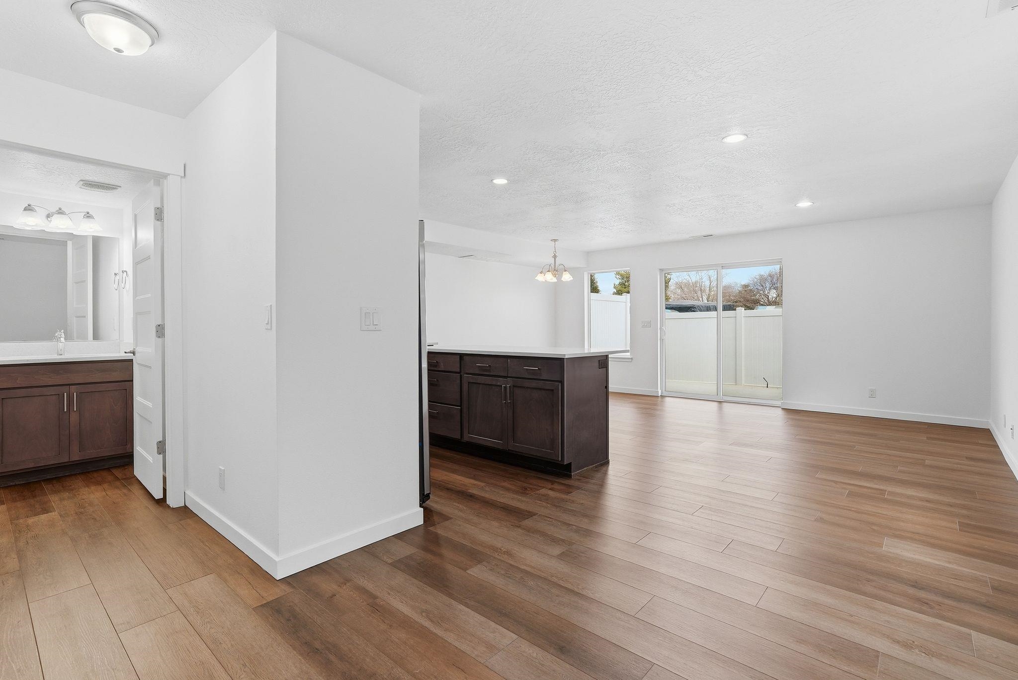 1412 N Michigan Ln - Photo 4