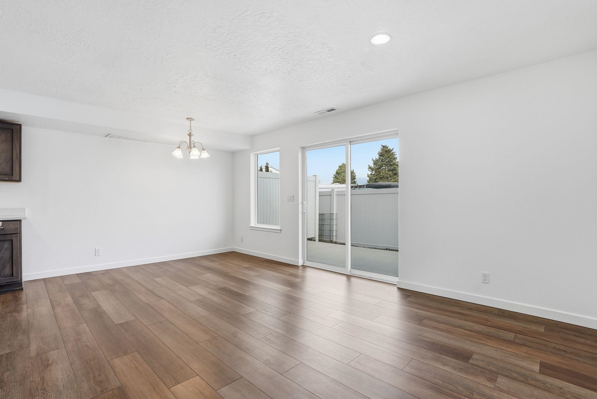 1412 N Michigan Ln - Photo 5