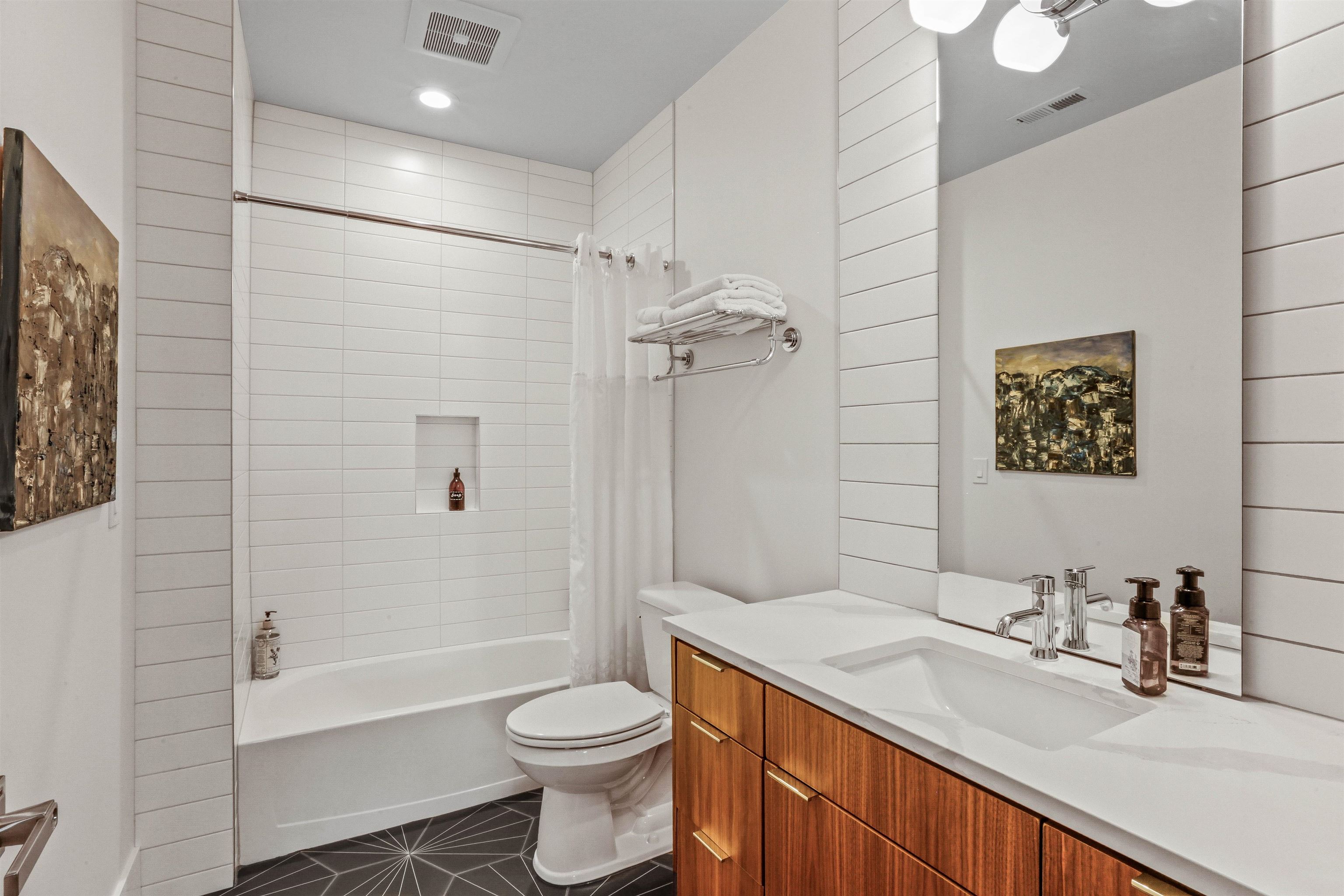 803 W Willapa Ave - Photo 27