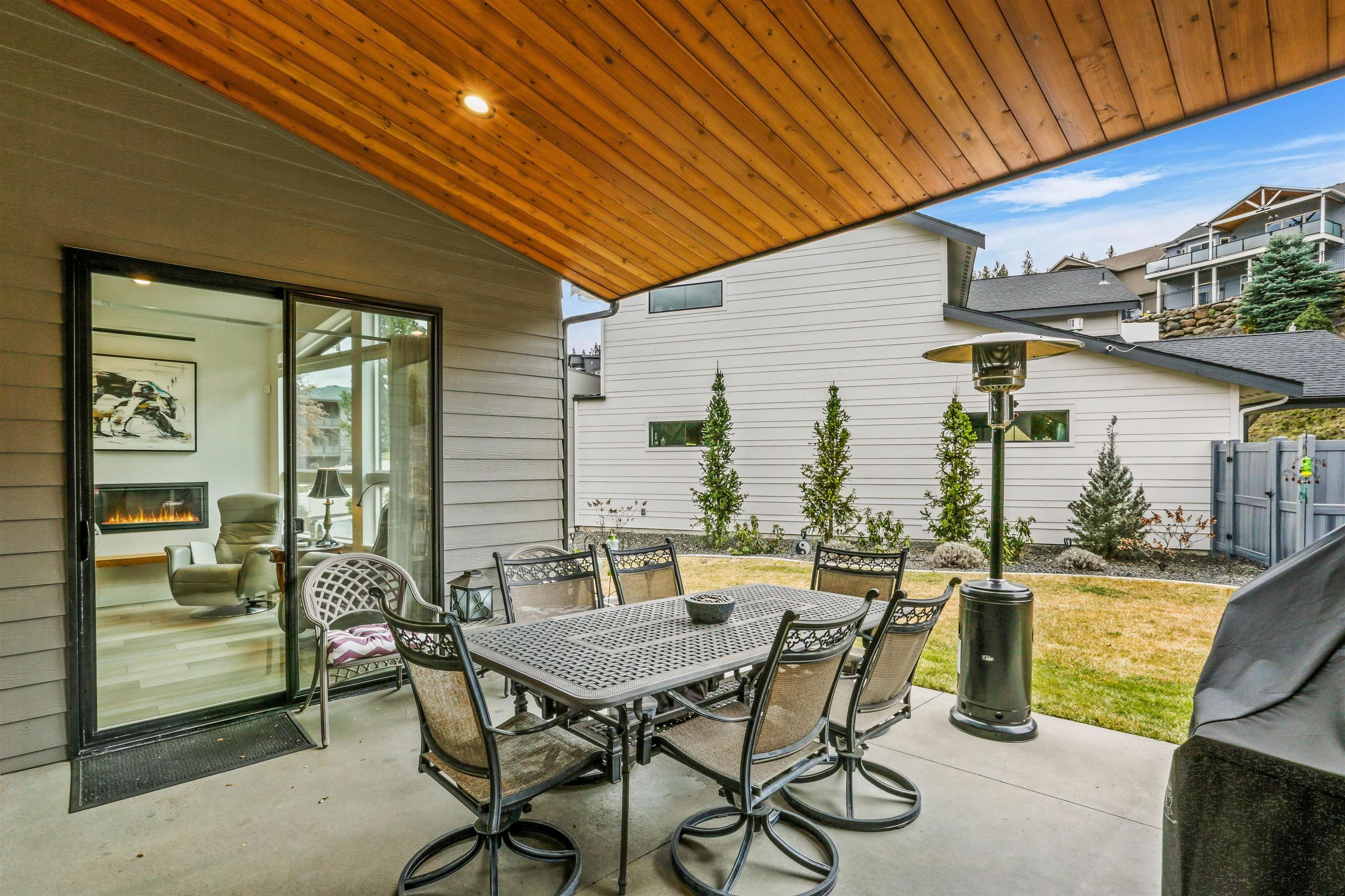 803 W Willapa Ave - Photo 32