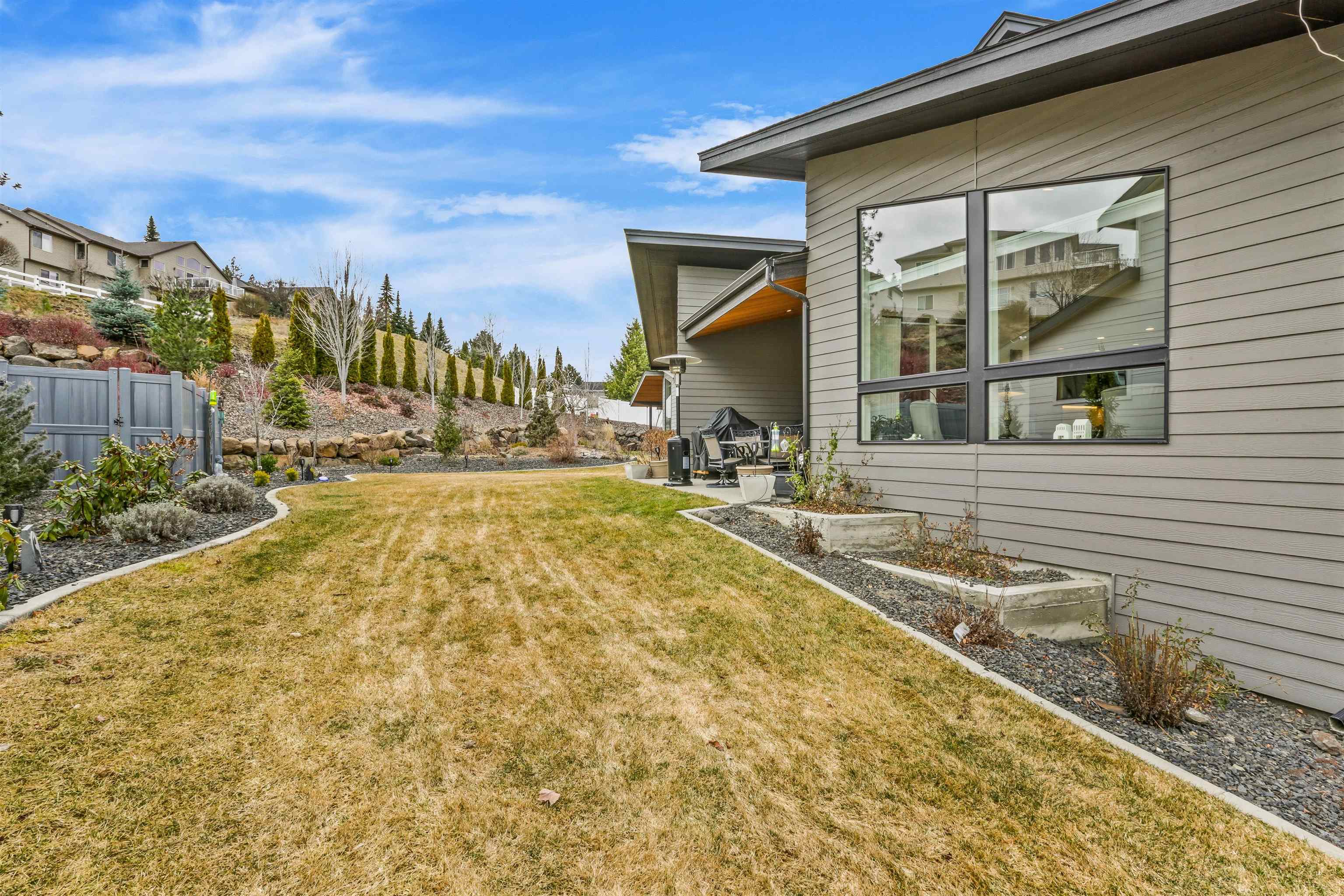 803 W Willapa Ave - Photo 34