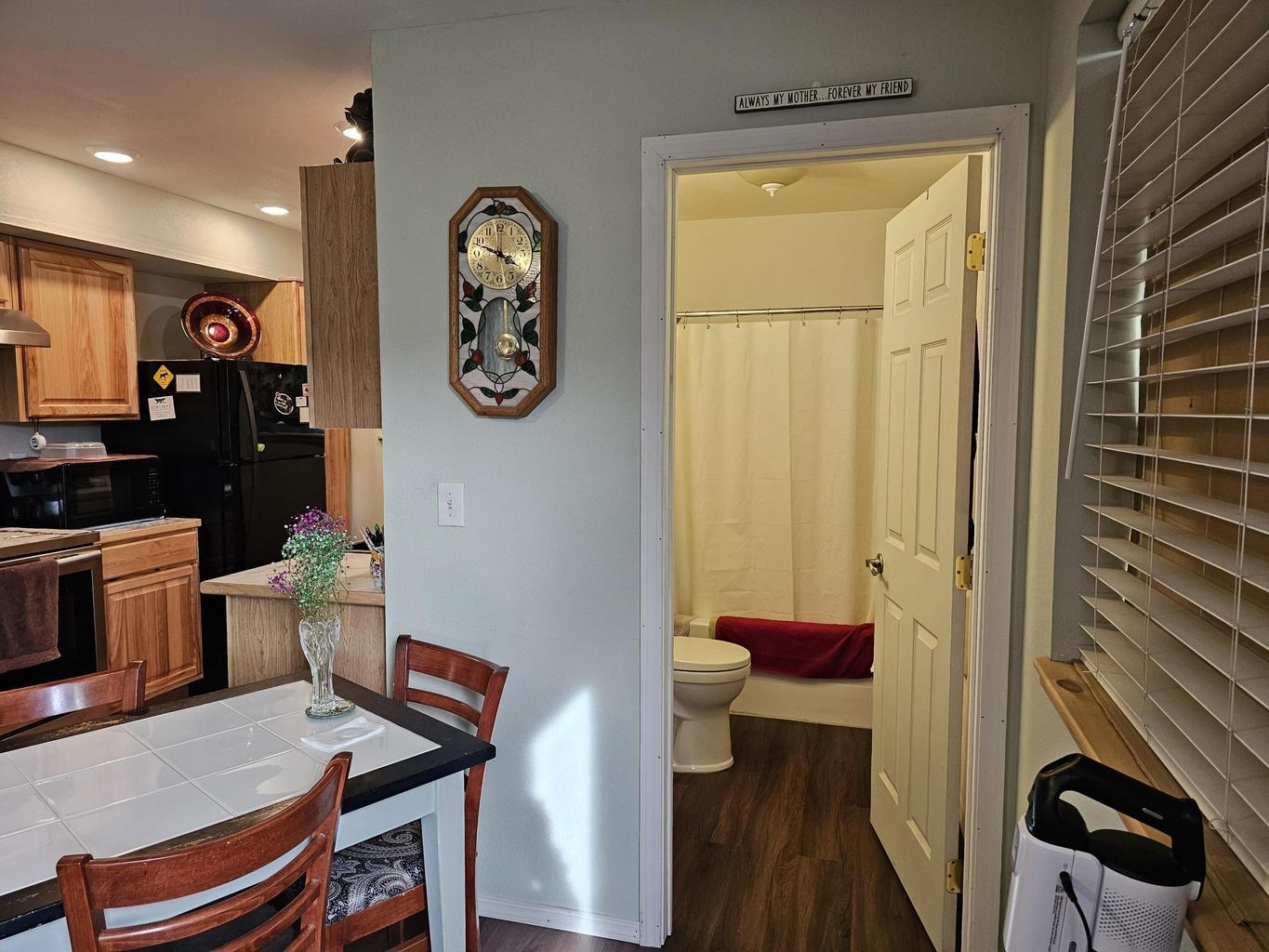 647 Elm Tree Dr - Photo 15