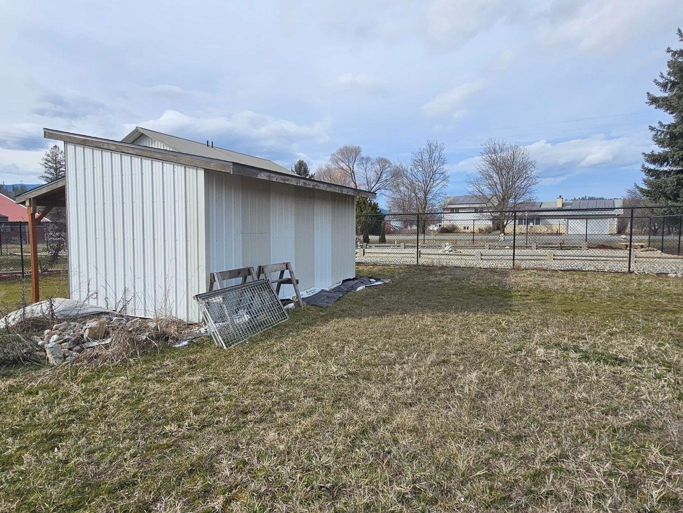 647 Elm Tree Dr - Photo 34