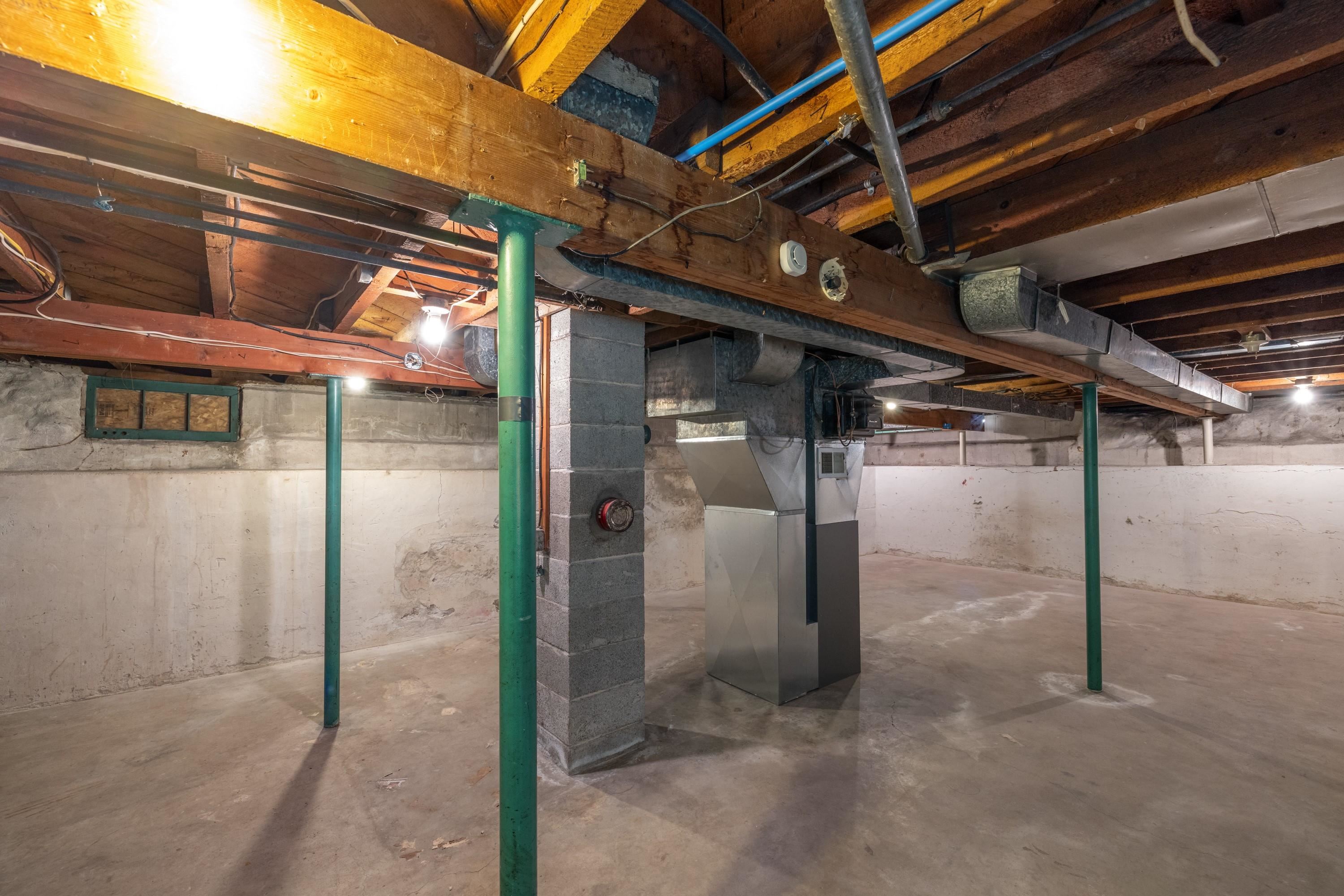 1510 W Spofford Ave - Photo 17