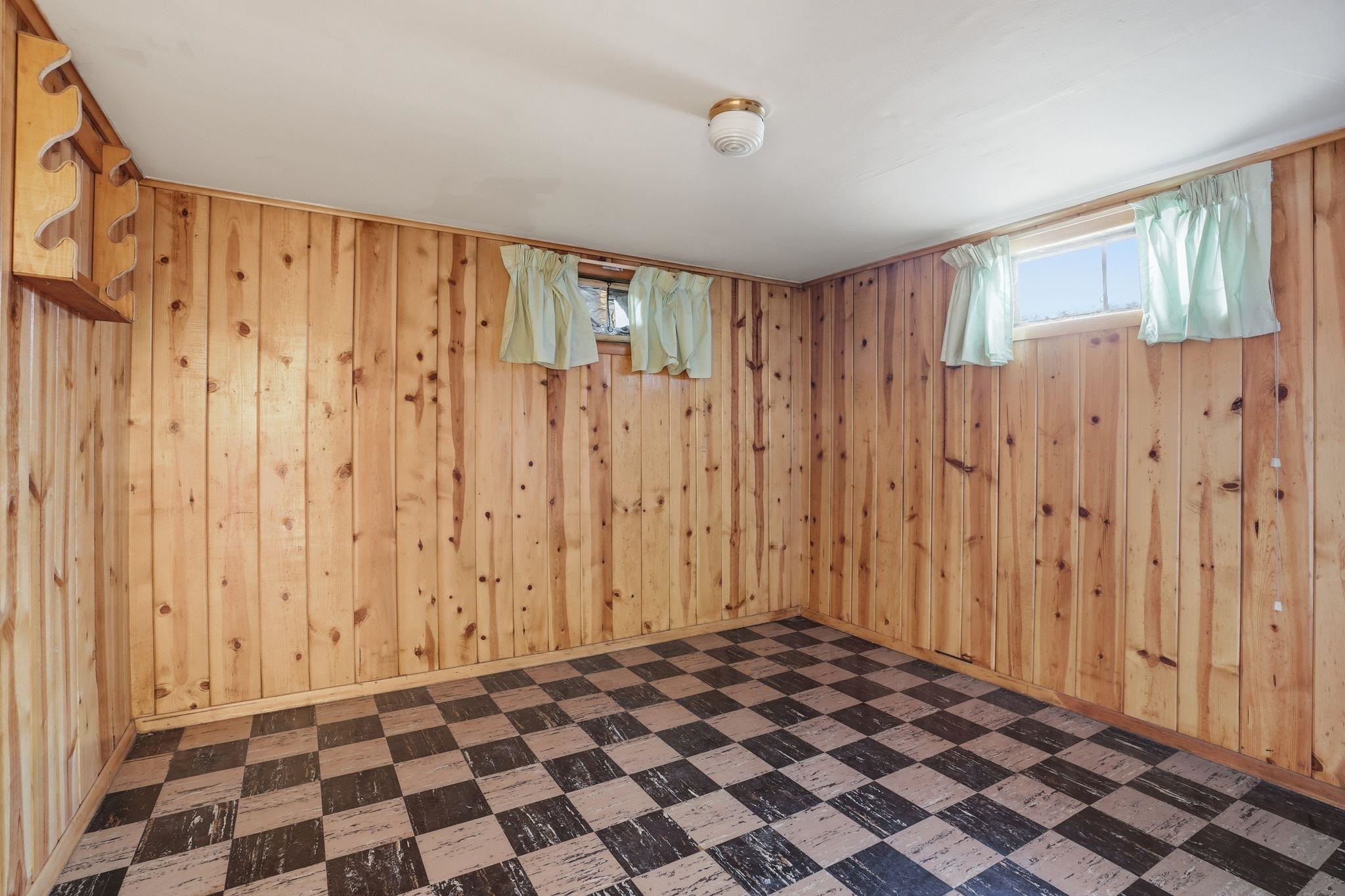 2520 N Bradley Rd - Photo 13